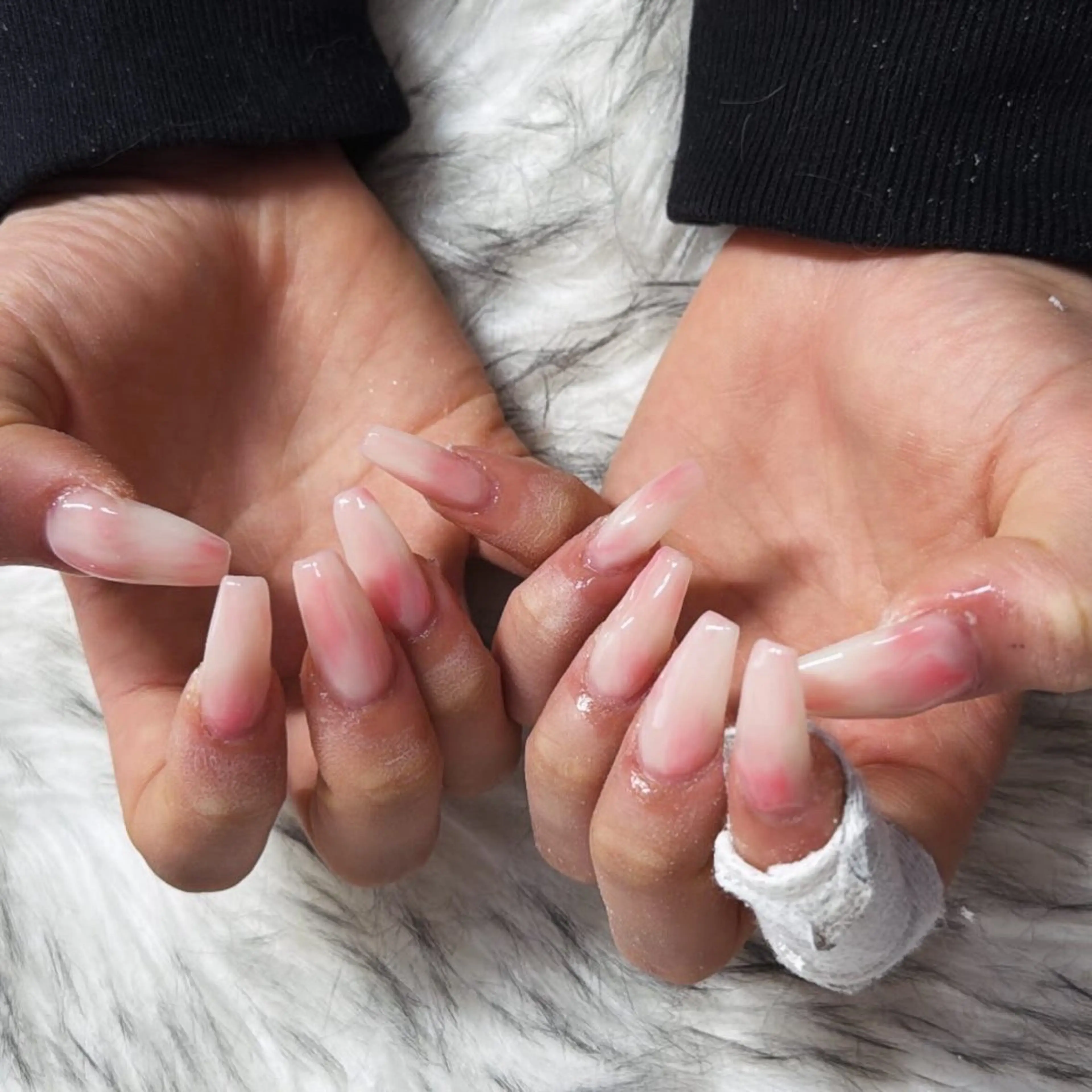 ロング ハンドネイル mao .のネイルデザイン