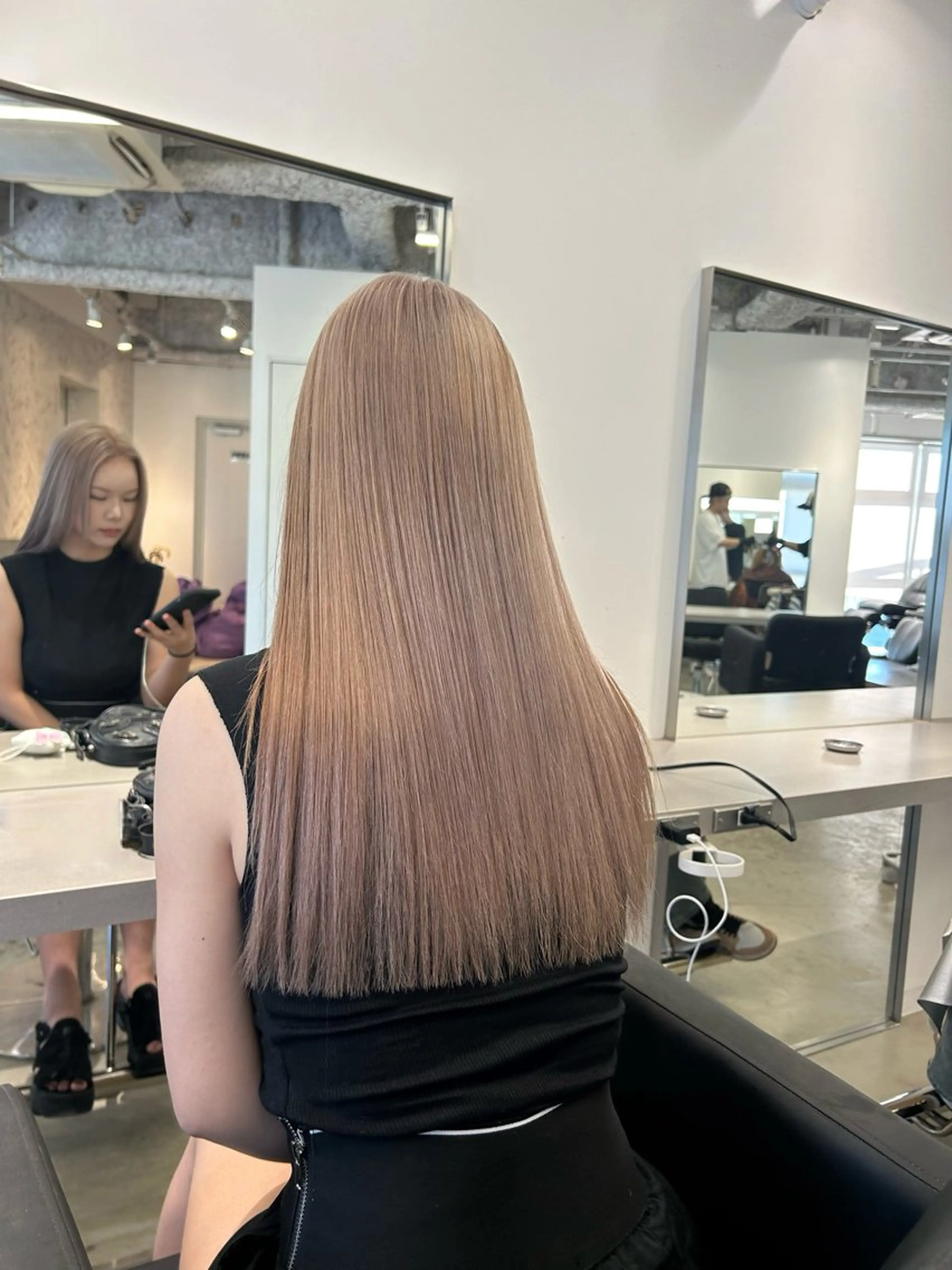 冬限定クーポン🫧)2ブリーチ＋カラー+2stepトリートメント(カット無料🥥🤎)の写真