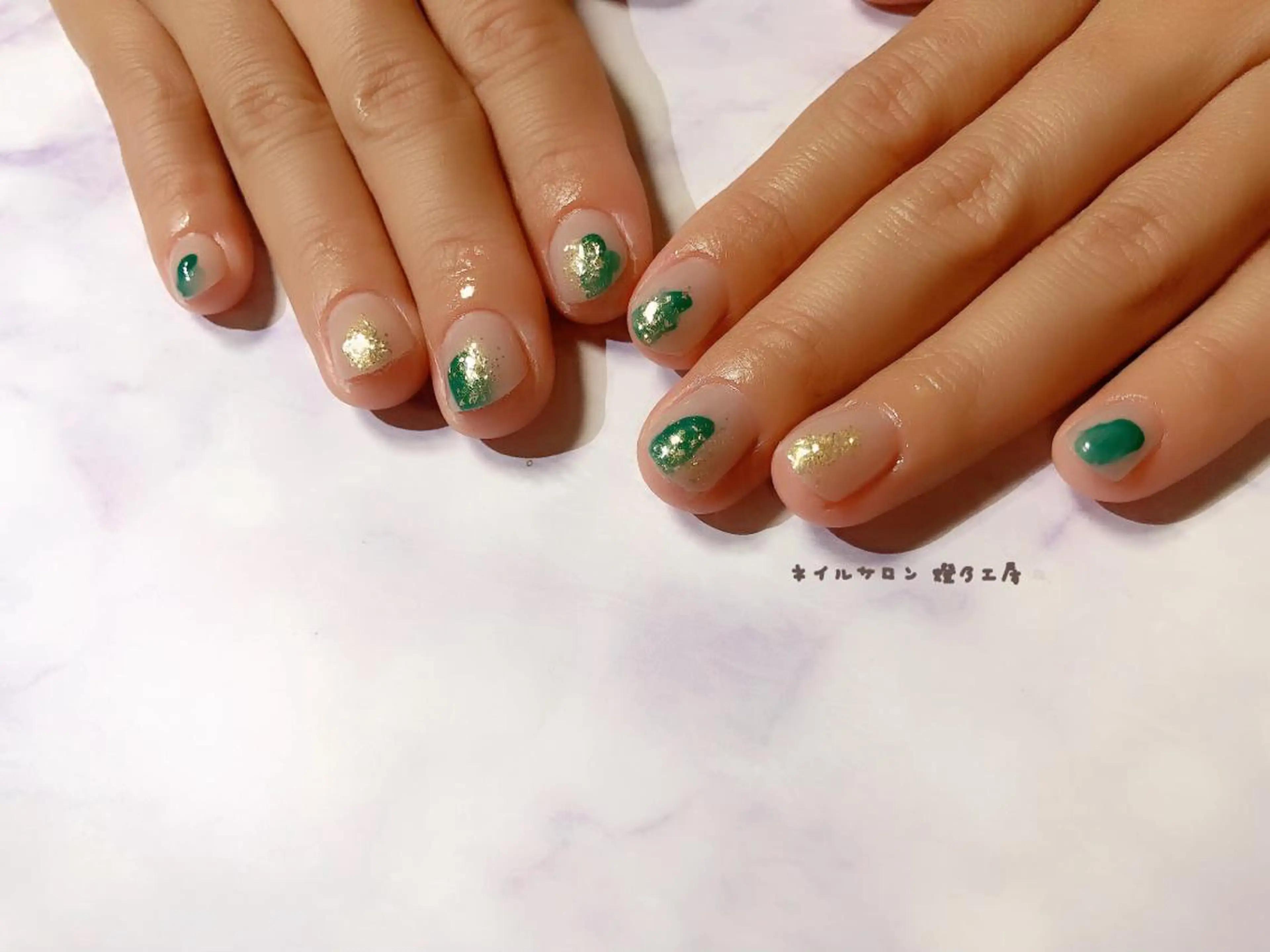 ネイル 伊藤 美里のネイルデザイン