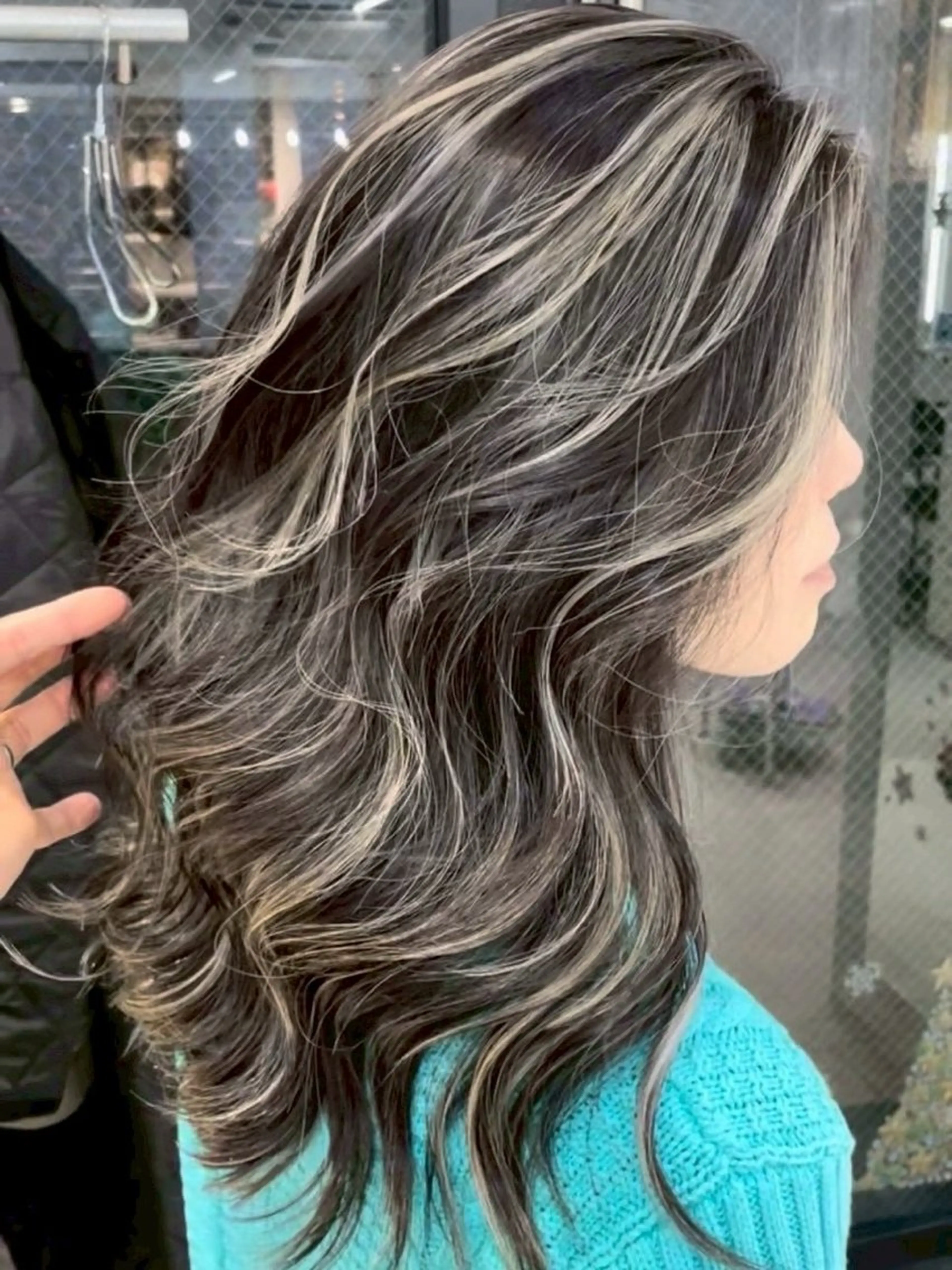 ロング カラー バレイヤージュ ハイライトカラー 外国人風カラー ハイライト レイヤーカット ヘアカラー ⚜️ハイライト/レイ ヤー/原宿⚜️✨のヘアスタイル