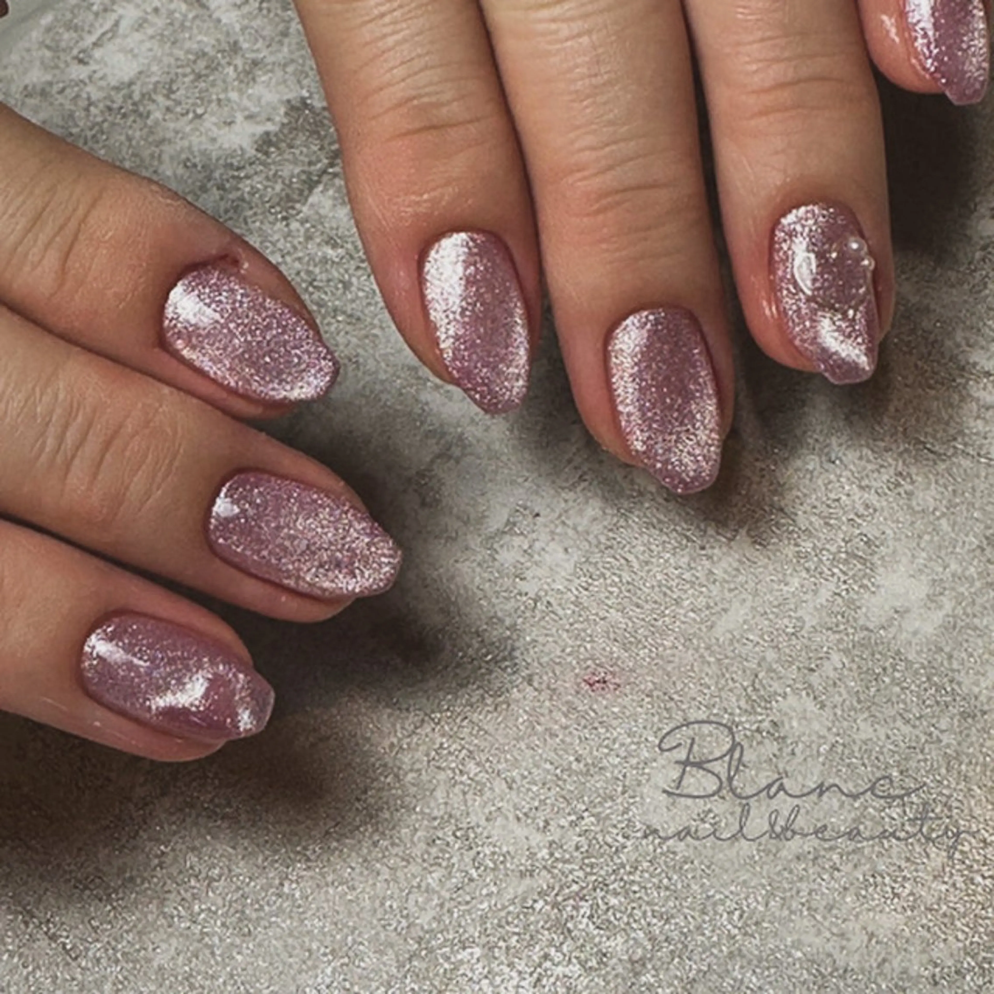 ネイル マグネットネイル Blanc ブランのネイルデザイン