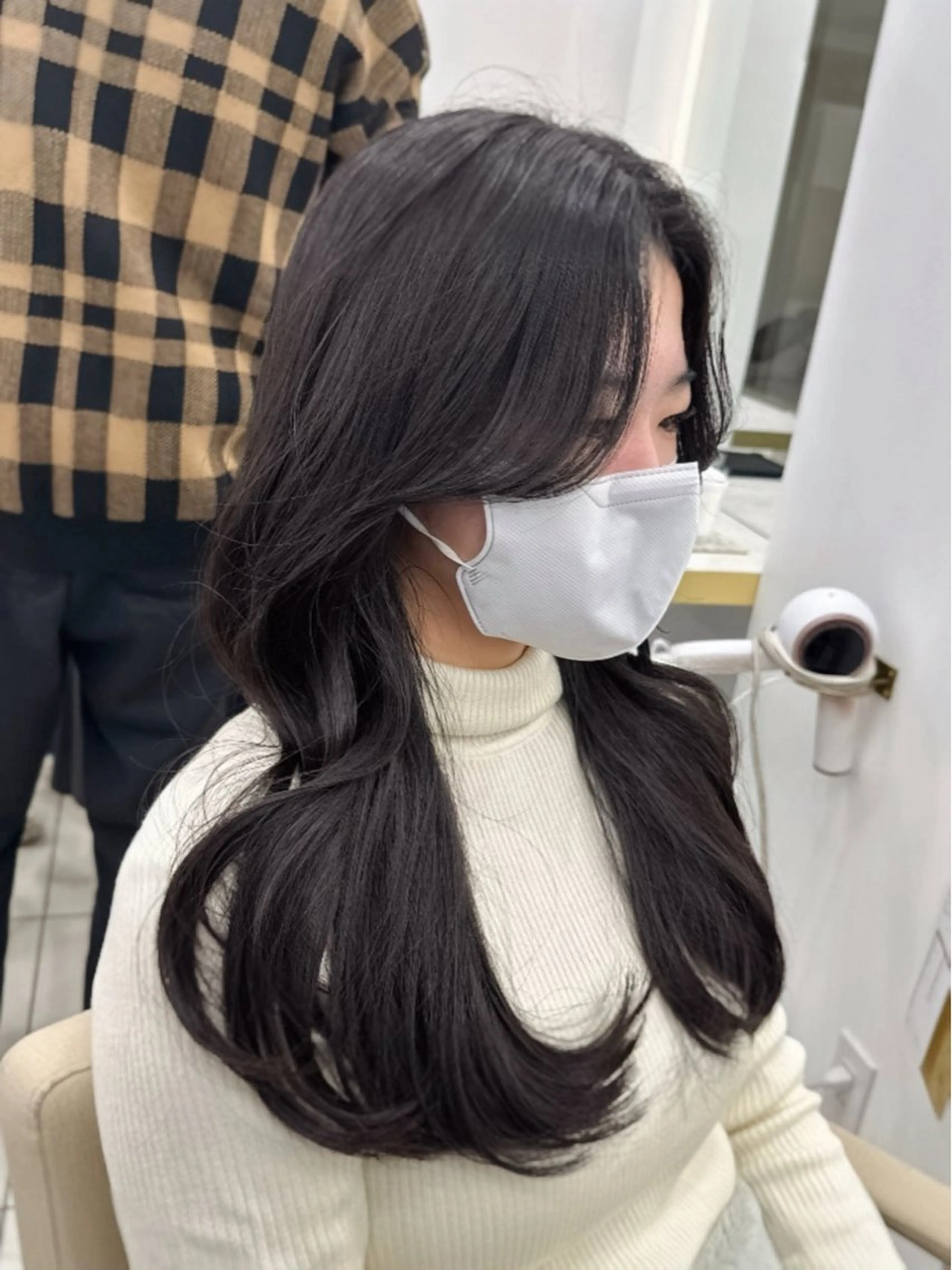 ロング カラー カット ヘアカラー トリートメント 前髪顔周り/レイヤー 韓国/桔川恒のヘアスタイル