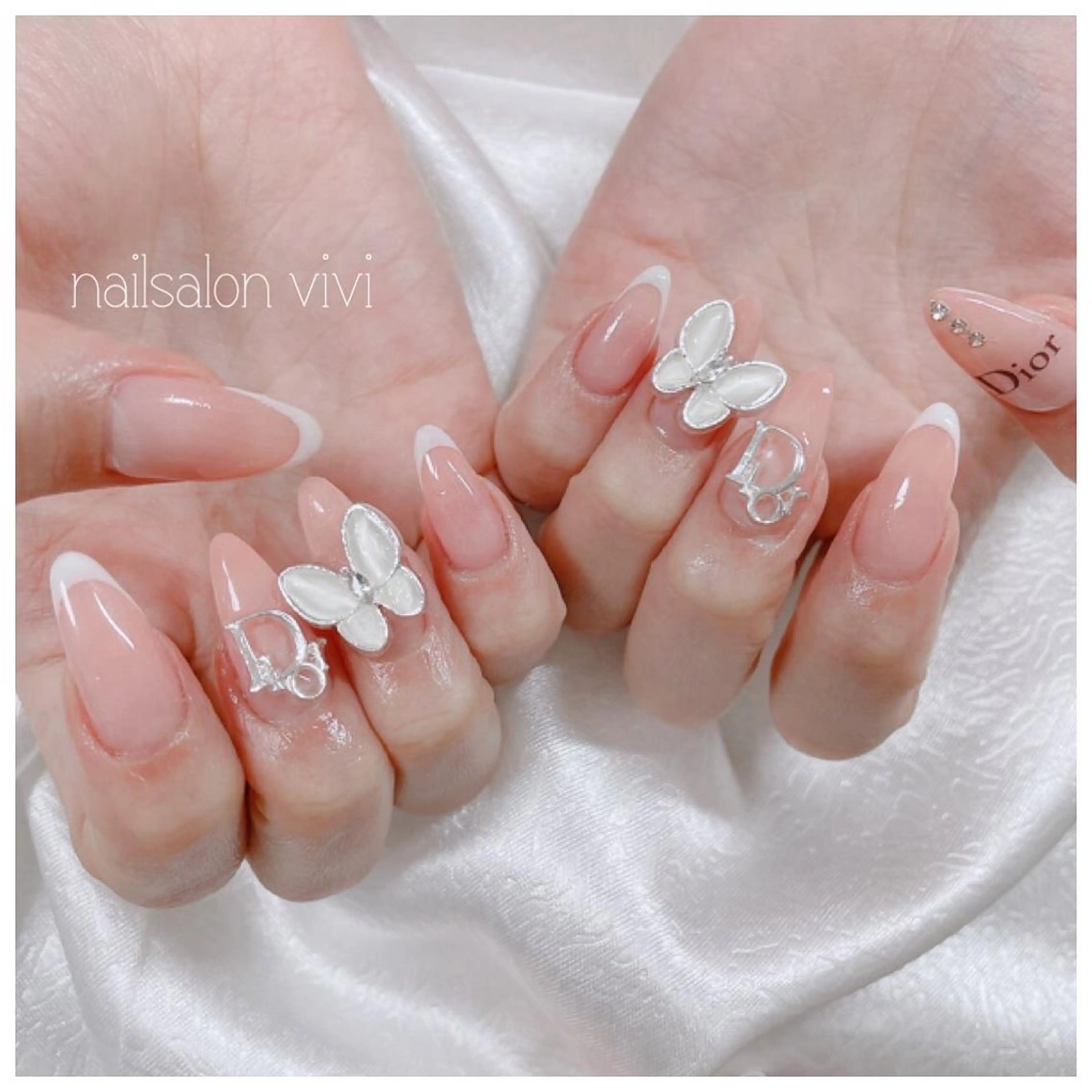 ネイル ＶＩＶＩ nailsalonのネイルデザイン