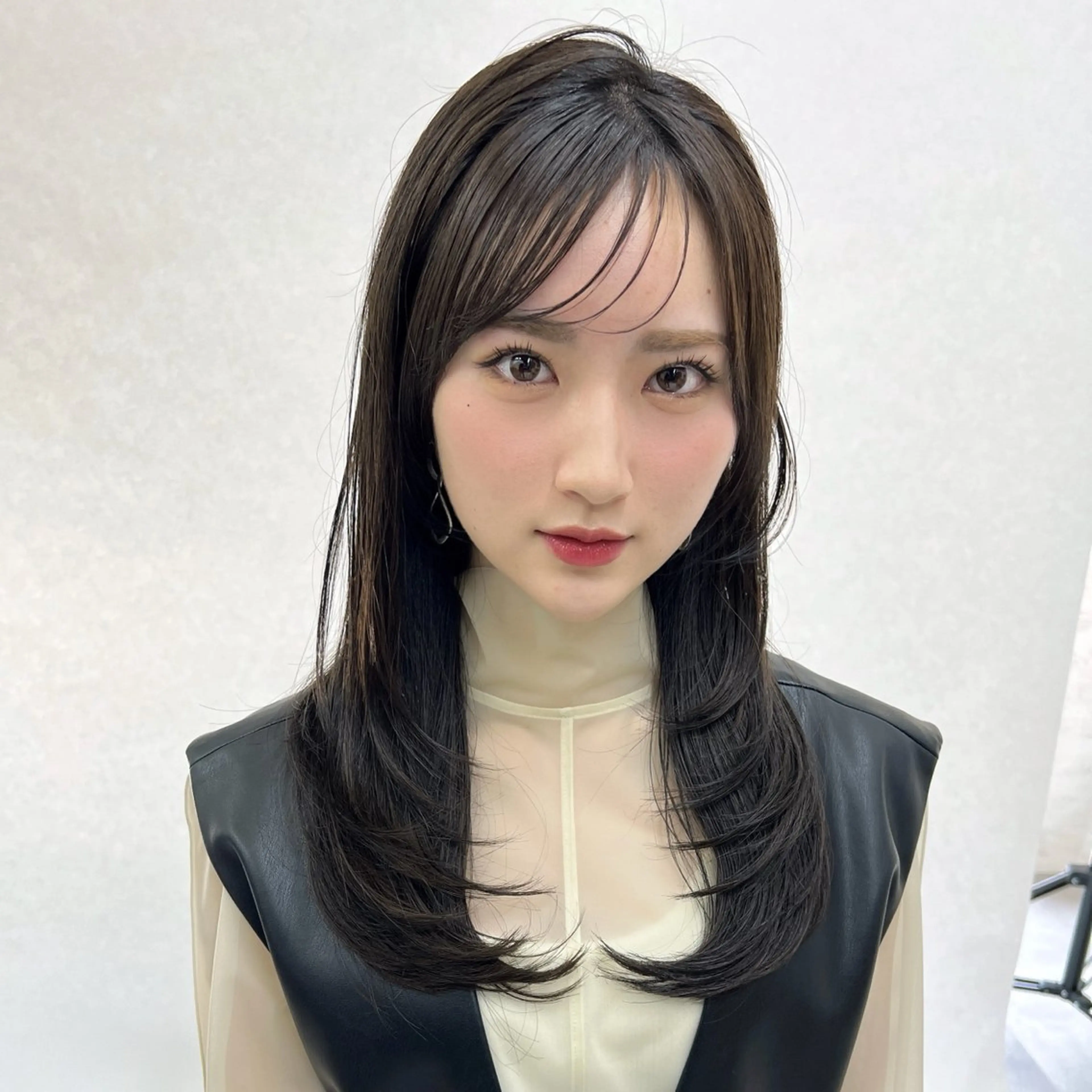 ロング 韓国風ヘア レイヤーカット ヘアカラー トリートメント レイヤ ーカット大名Lay.のヘアスタイル