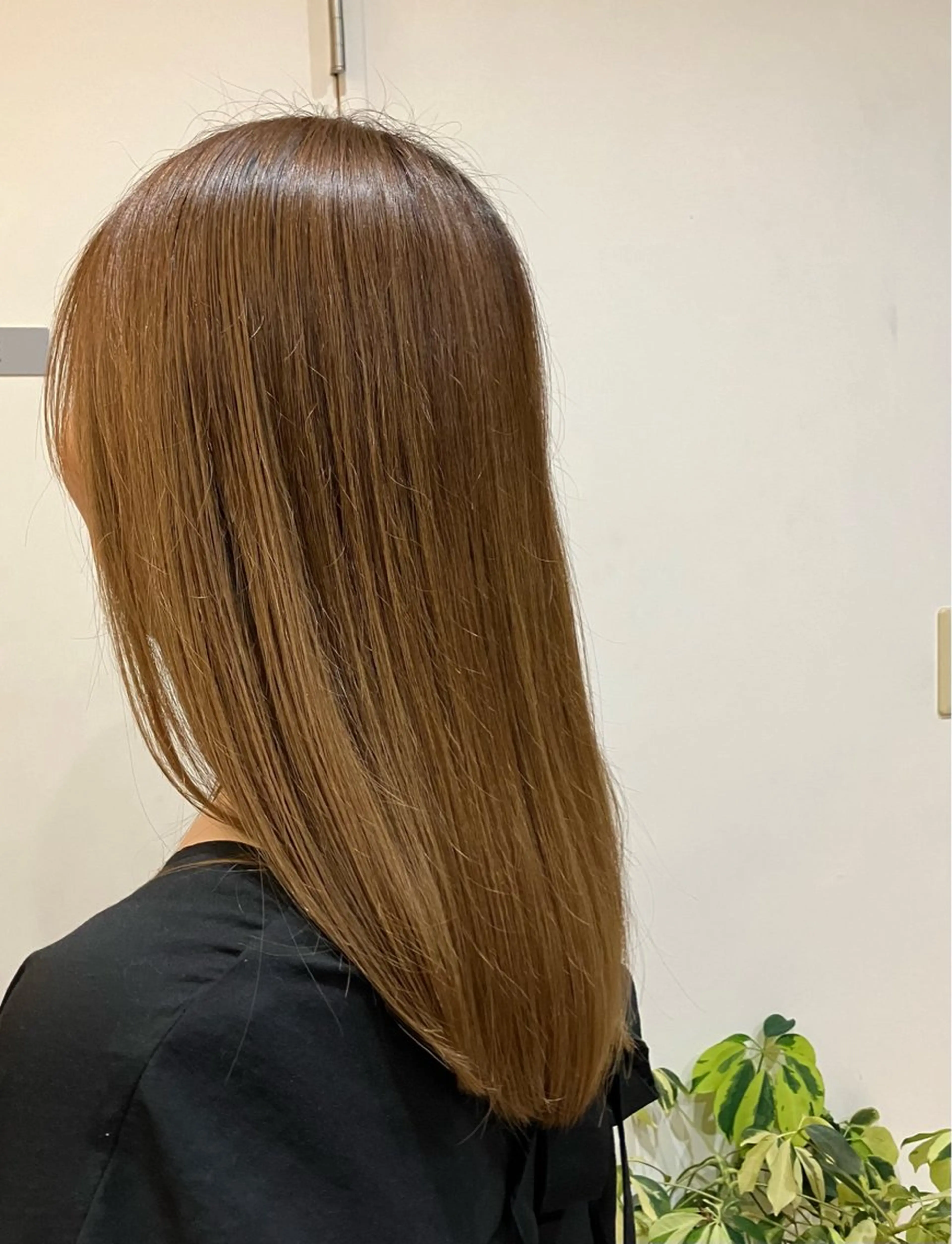 セミロング 平川 かなこのヘアスタイル