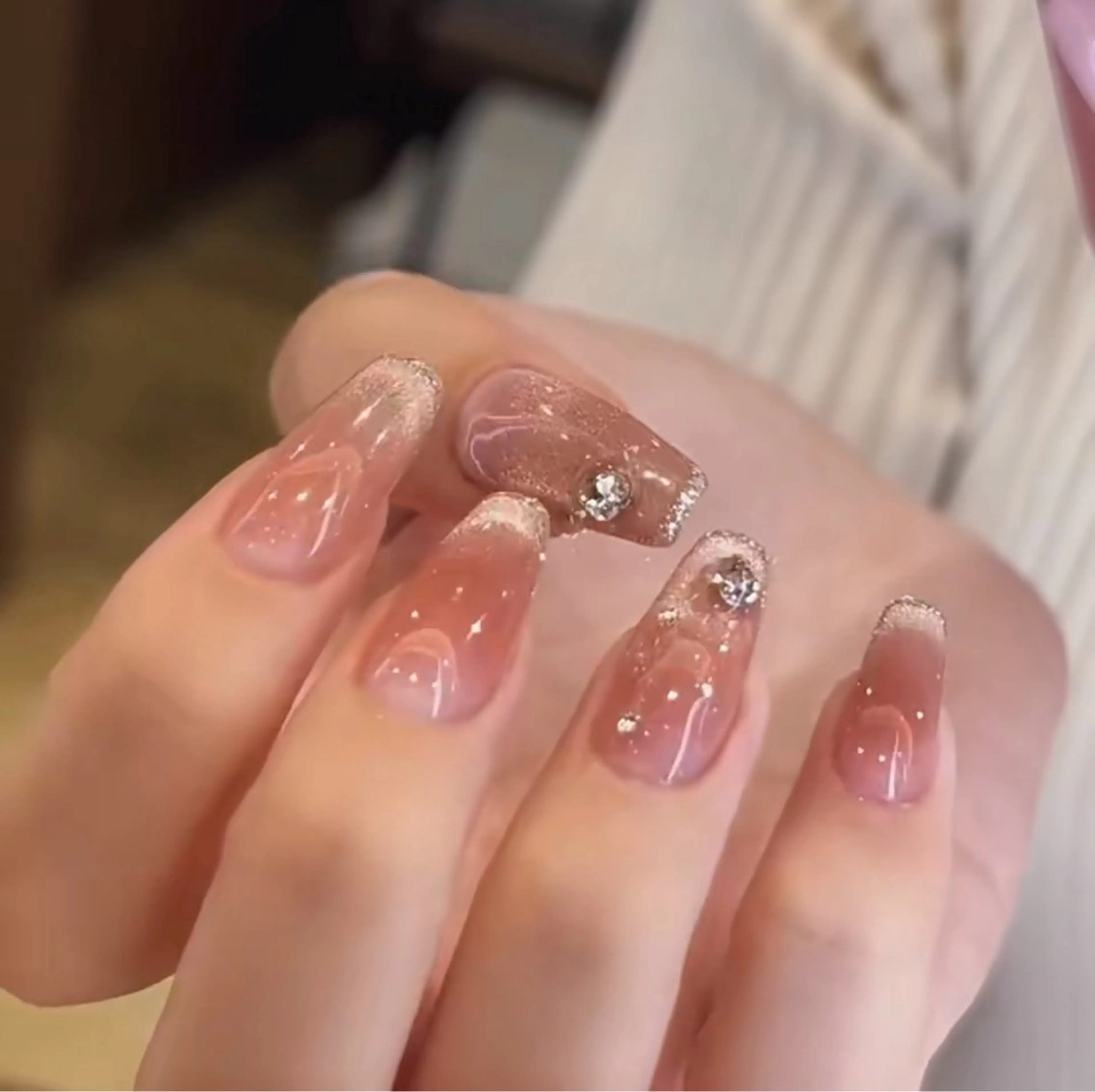 ネイル ハンドネイル H&B 楊のネイルデザイン