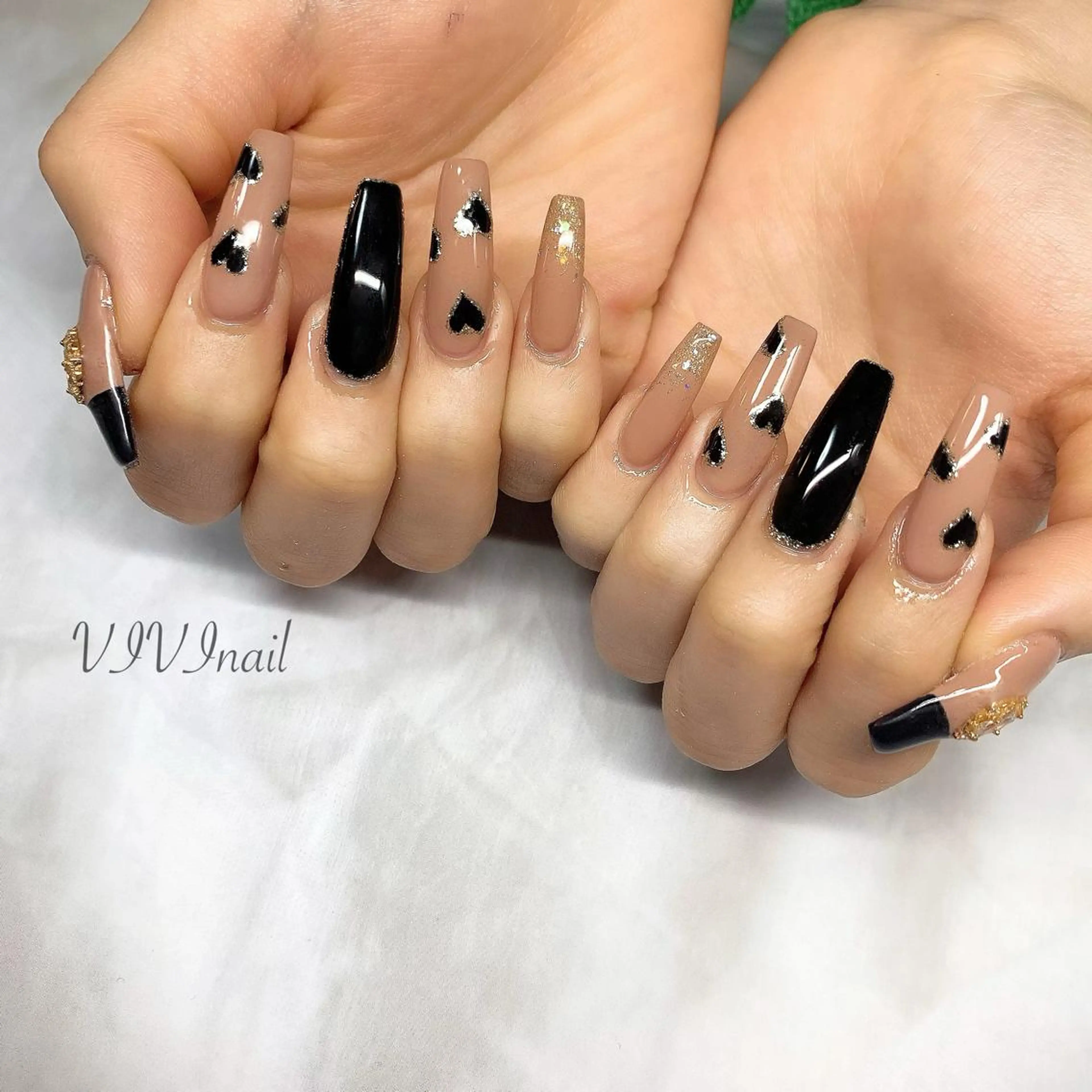 ネイル ハート ハンドネイル vivi nailのネイルデザイン