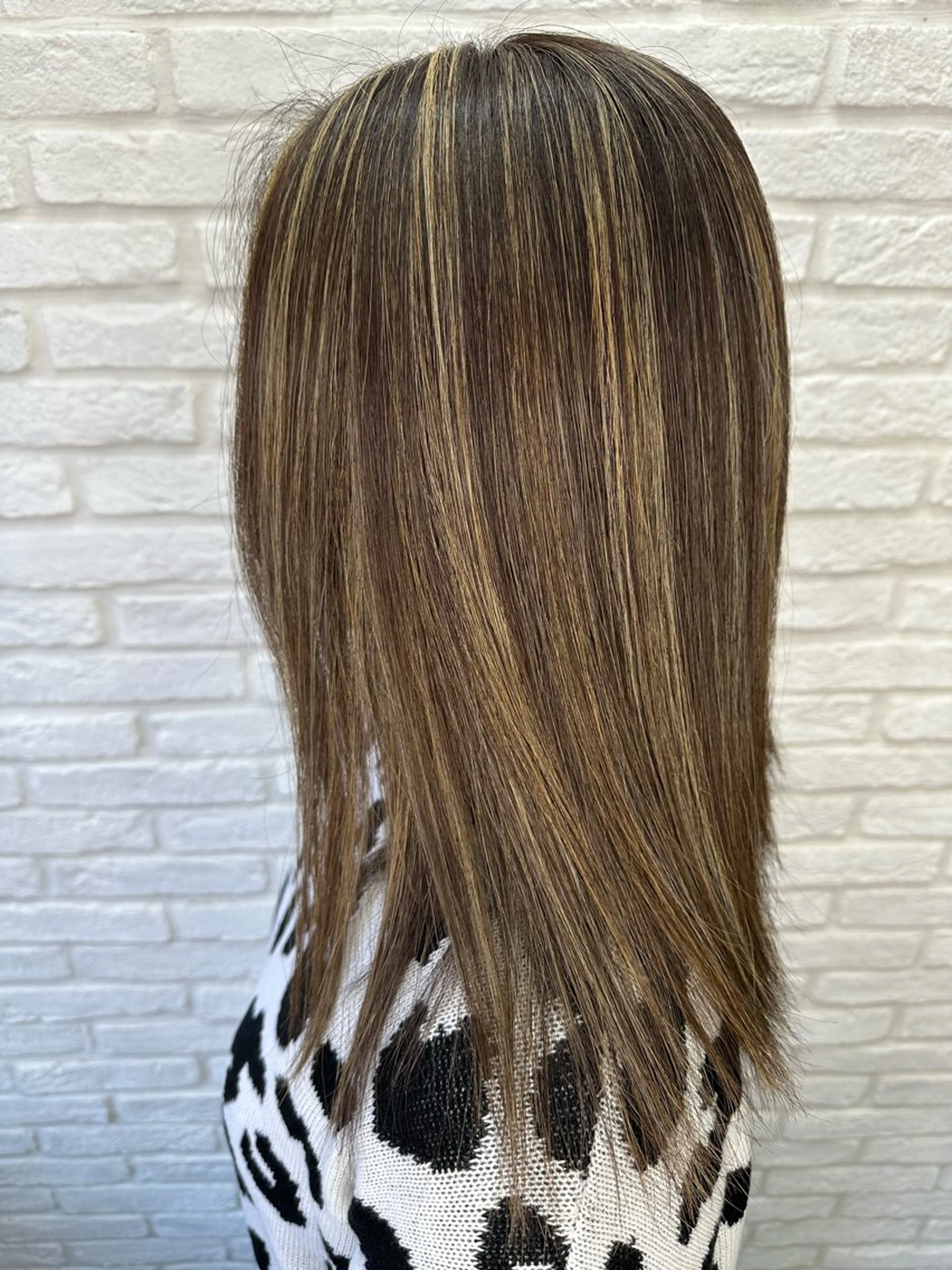 セミロング カラー ヘアカラー 徳永 綾華のヘアスタイル