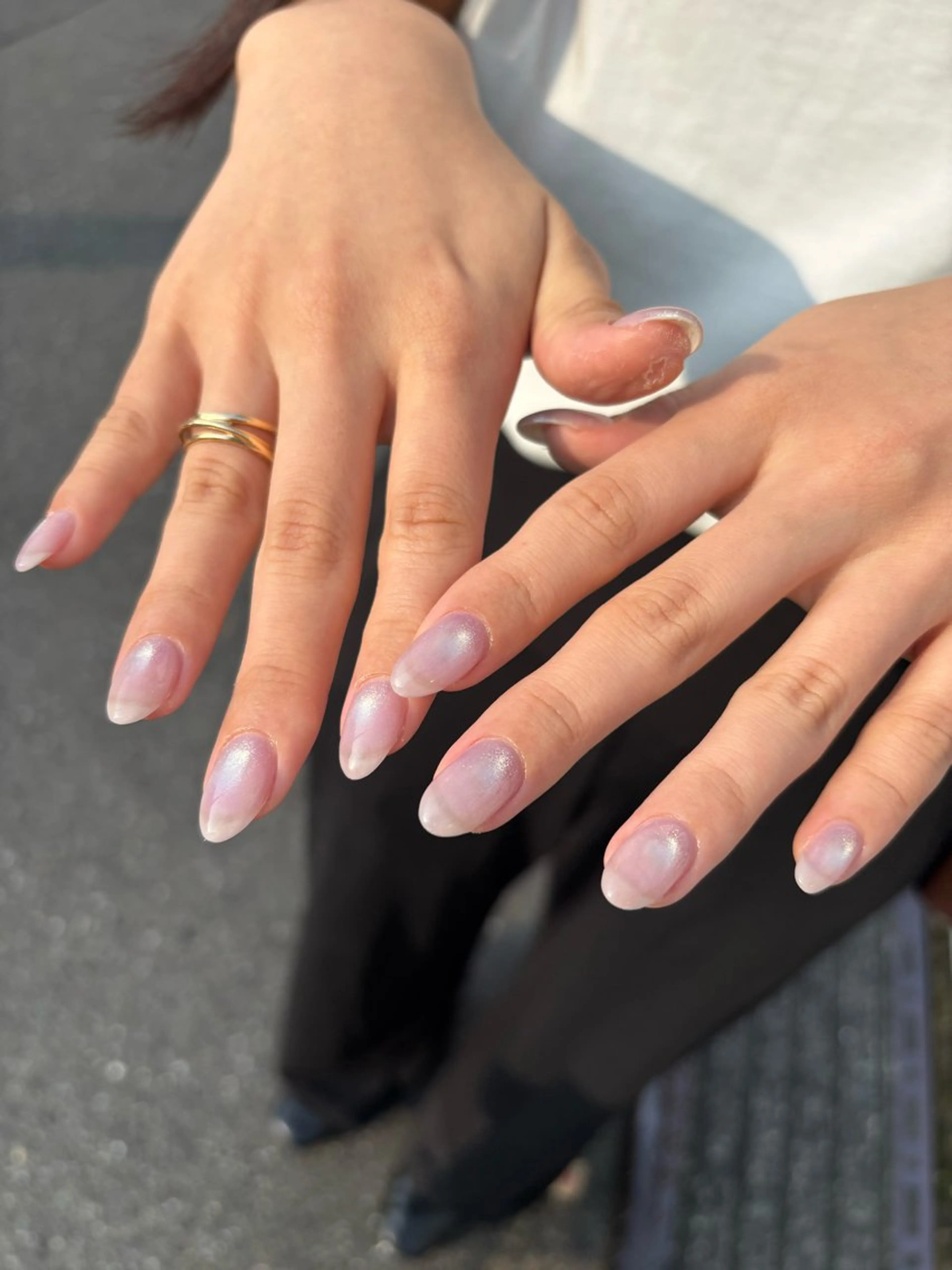 ネイル キラキラネイル マグネットネイル パープル ハンドネイル ハンドケア 🎀NAIL🎀 AI🪄︎︎◝✩のネイルデザイン