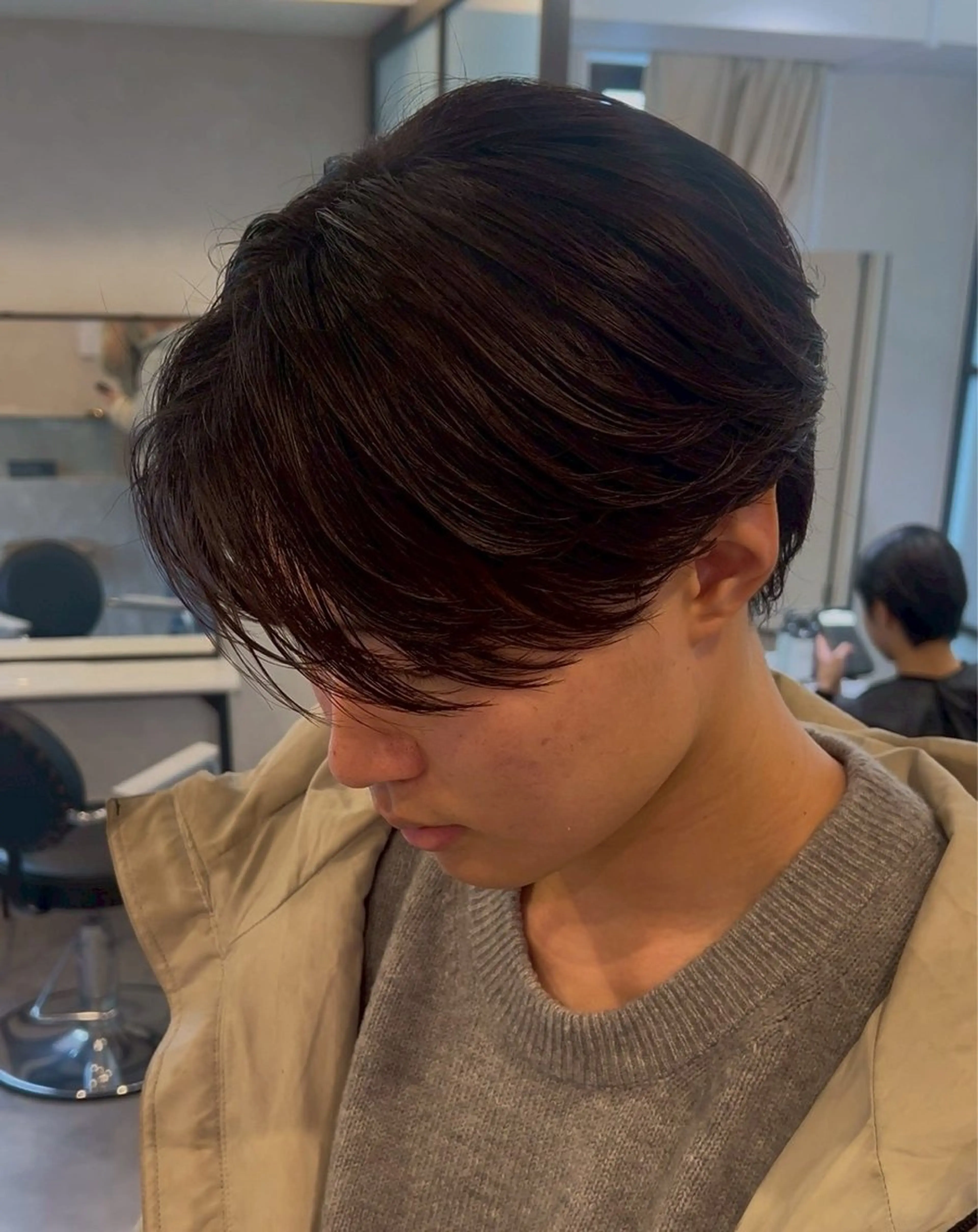 メンズ センターパート 柴原 朋生のヘアスタイル