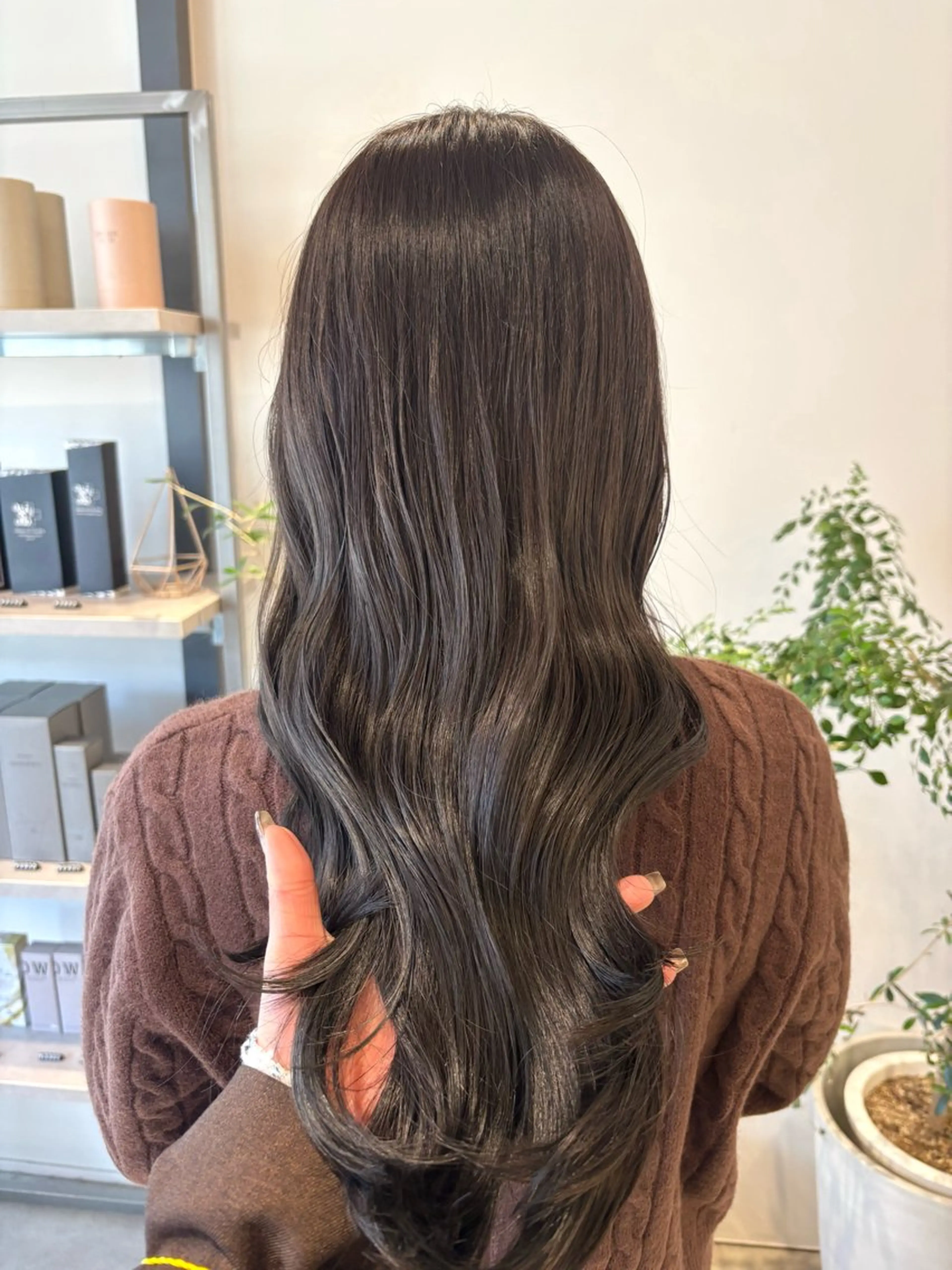 ロング カラー アッシュ アッシュブラウン ブラウンカラー カット ヘアカラー トリートメント 透明感カラー/ レイヤーkotonoのヘアスタイル