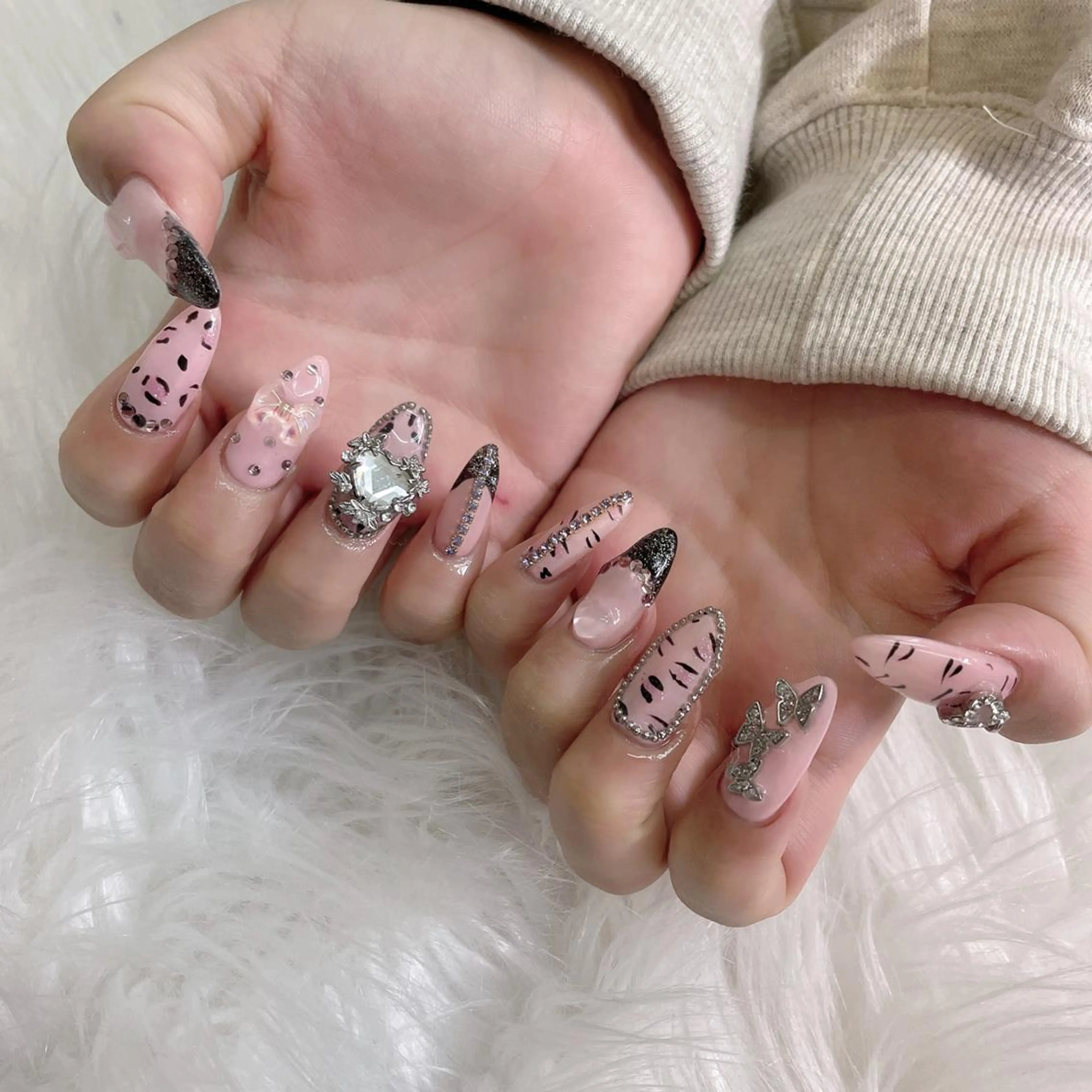 ネイル 💅ネイルサロン ブラン🌈かすみのネイルデザイン