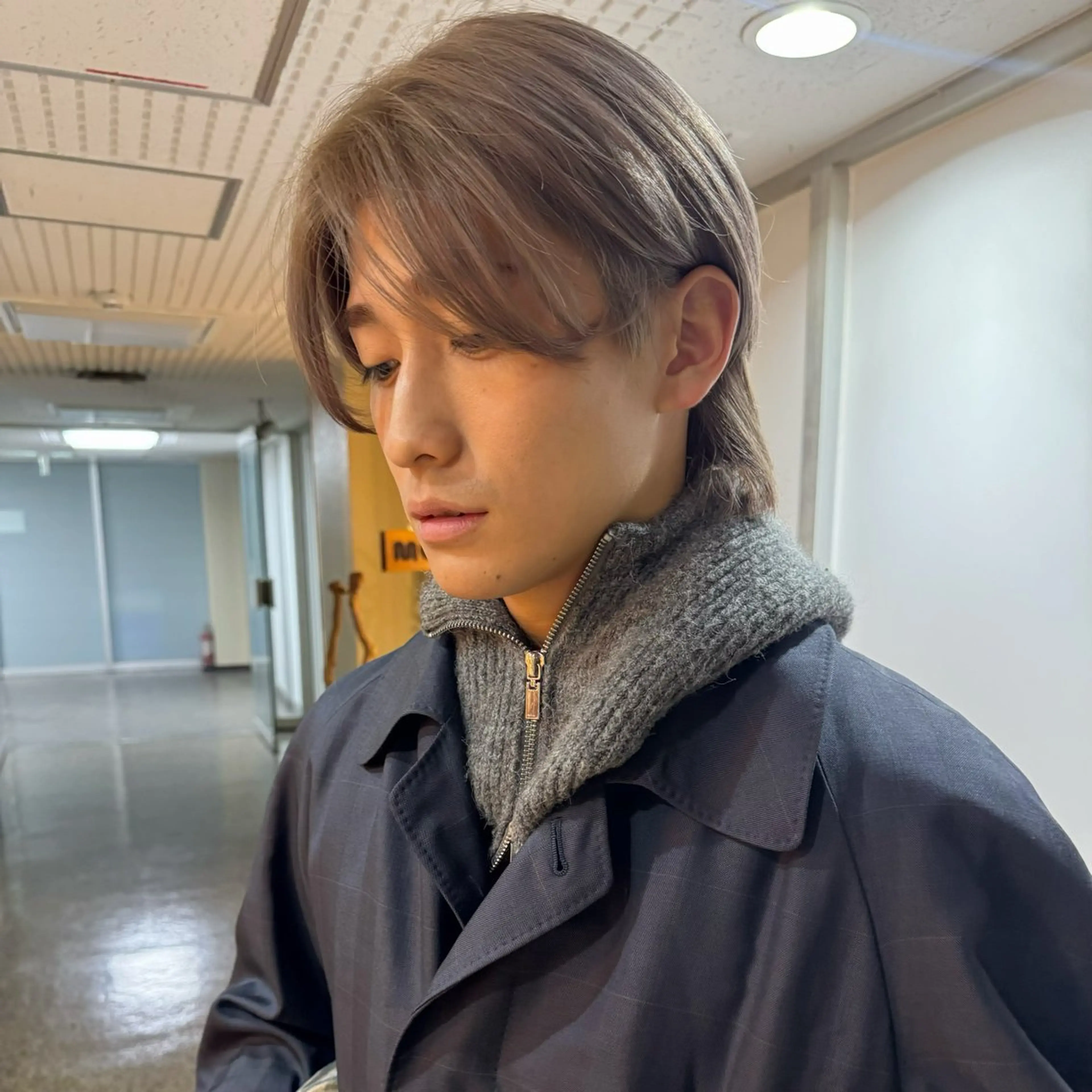 カラー 嬉野 暖のヘアスタイル