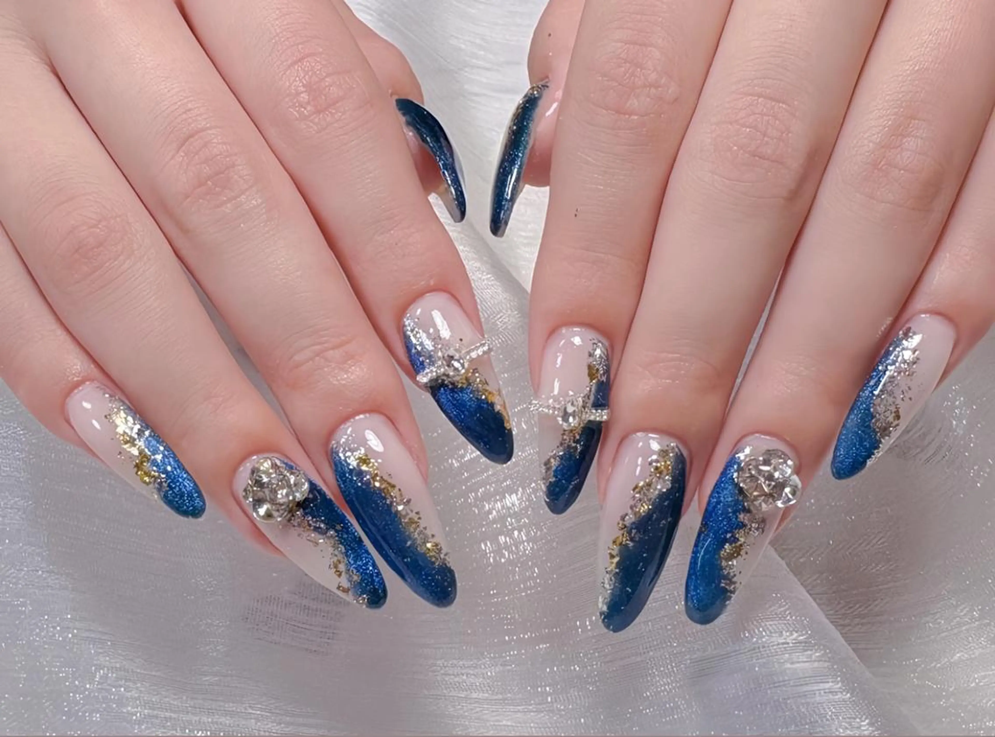 ネイル ハンドネイル 🎀鈴音🎀 ワンホンネイルのネイルデザイン