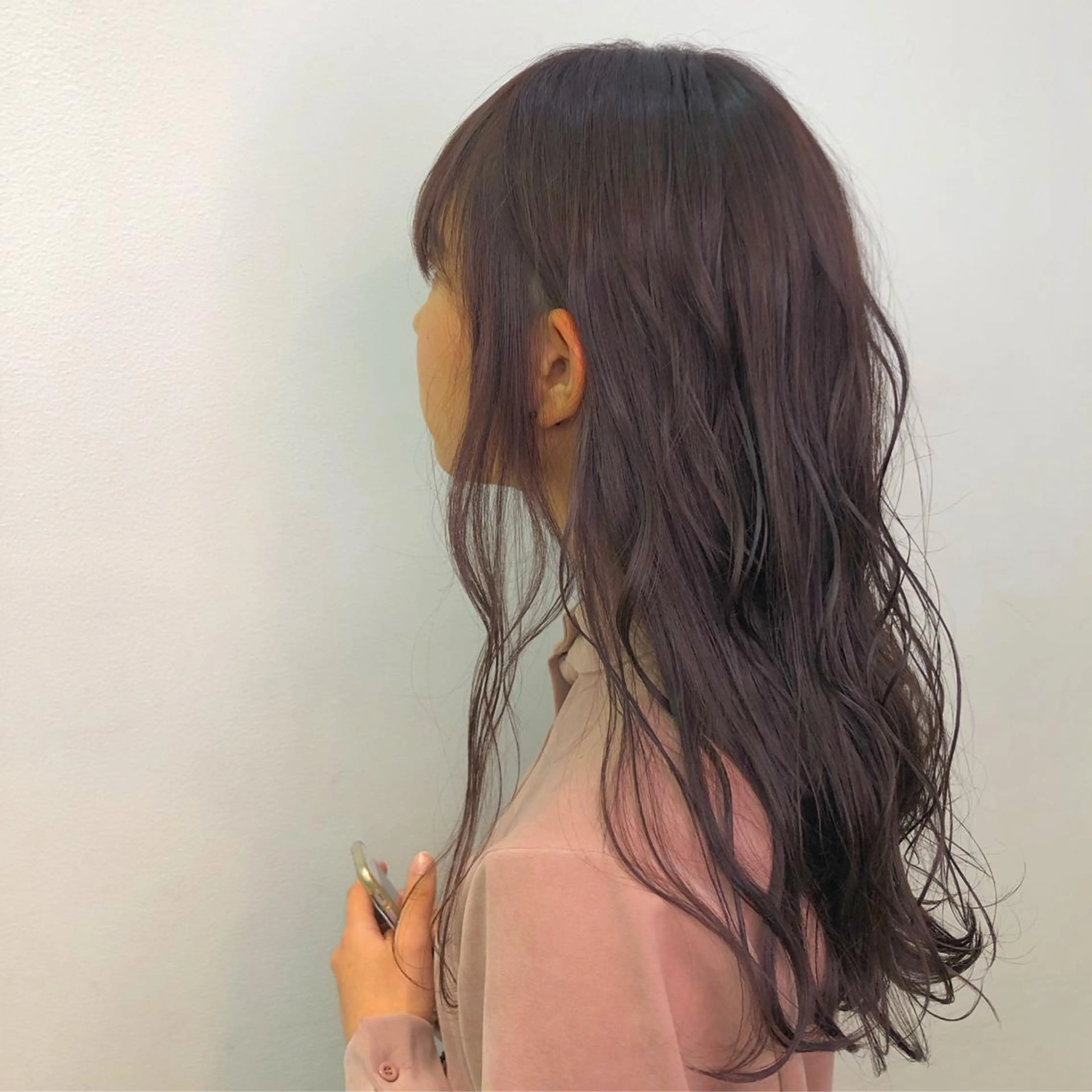 ロング カラー Uni.(ユニ)所属・渡邊 唯のヘアスタイル