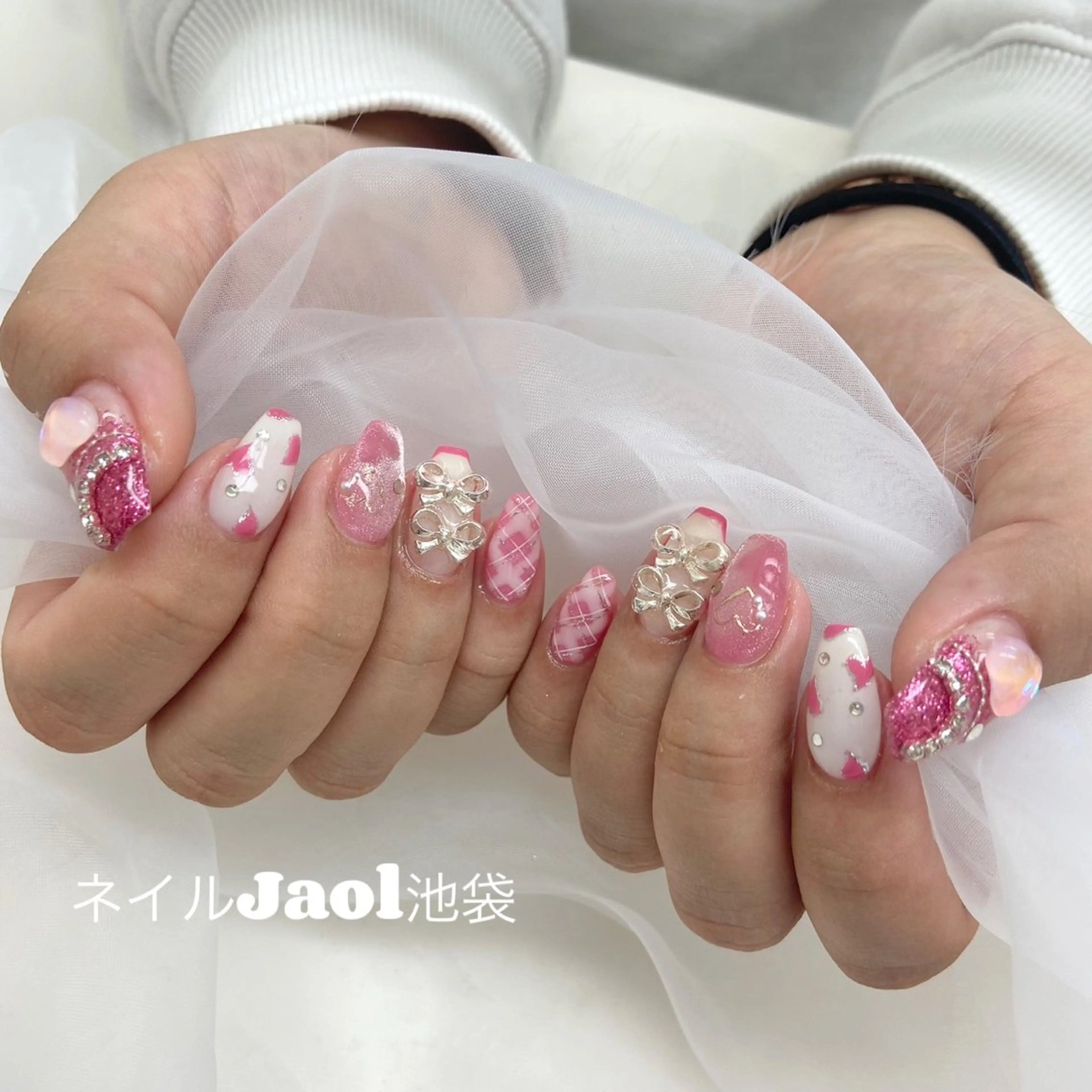 ミディアム ハンドネイル nail jaol池袋店所属・ネイルJaol 池袋のネイルデザイン