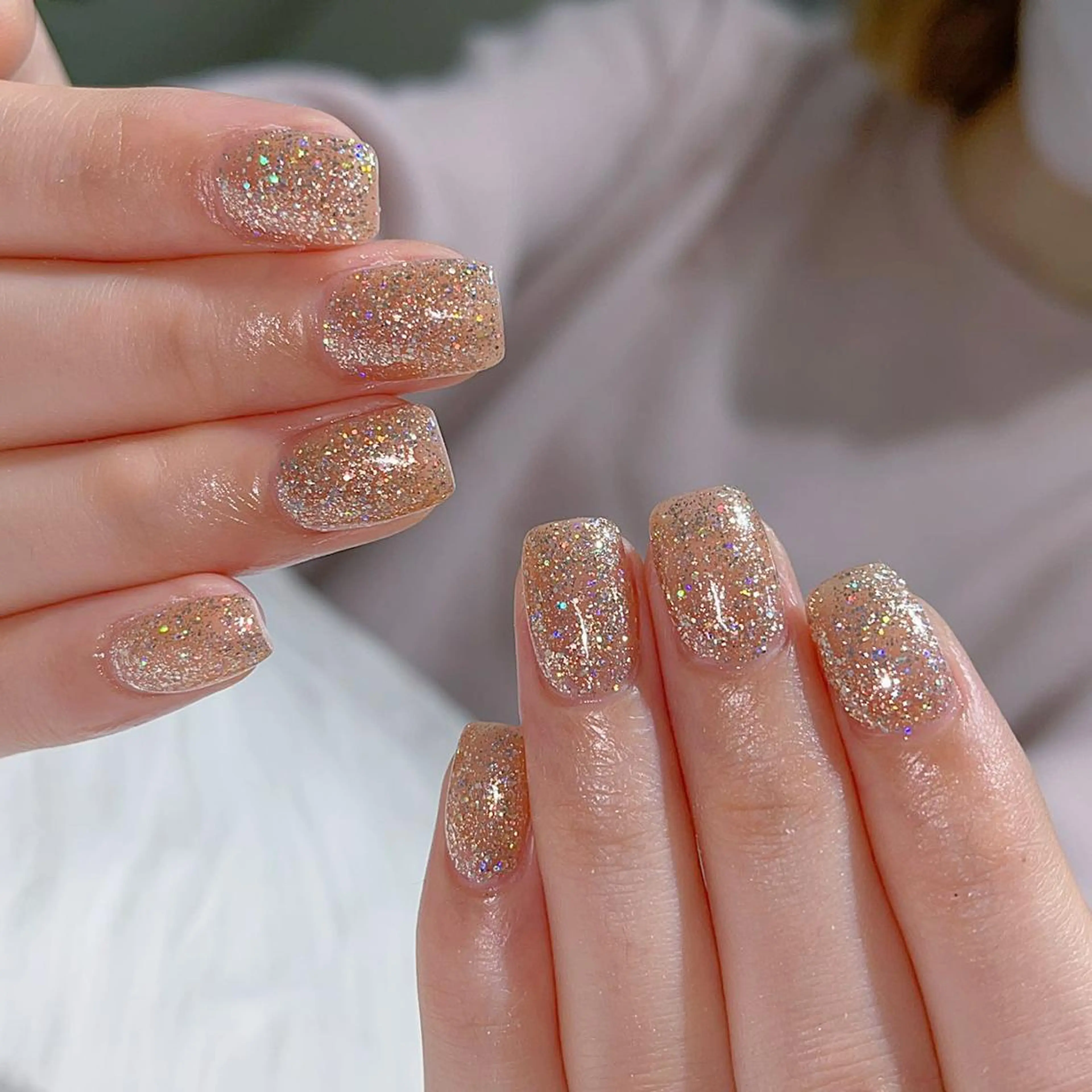 ネイル ラメ(グリッター) ラメグラデーション ワンカラーネイル Queens 榊 まおのネイルデザイン