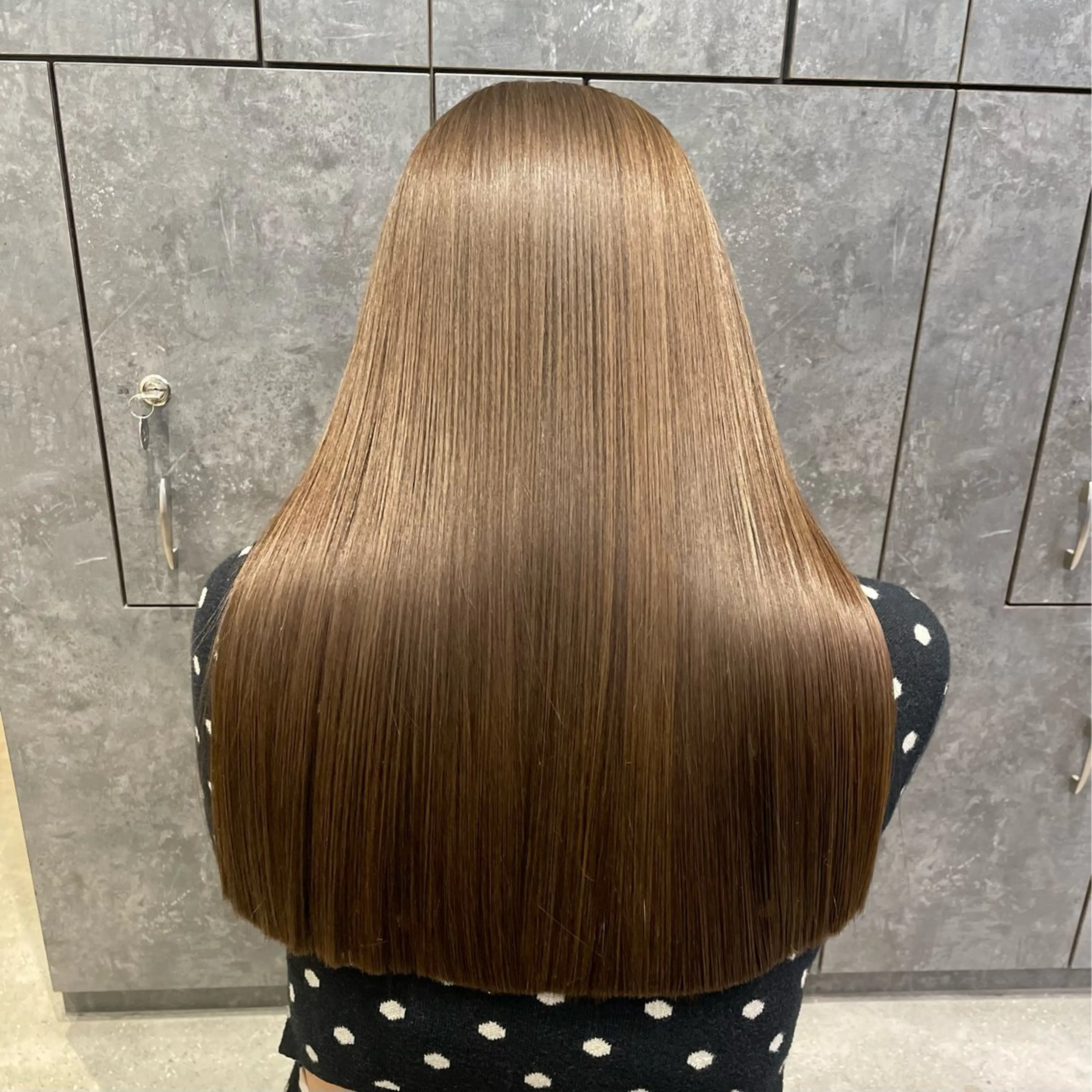 ロング カラー ヘアカラー 🩵ྀིハイトーン みほ🎀🫐のヘアスタイル