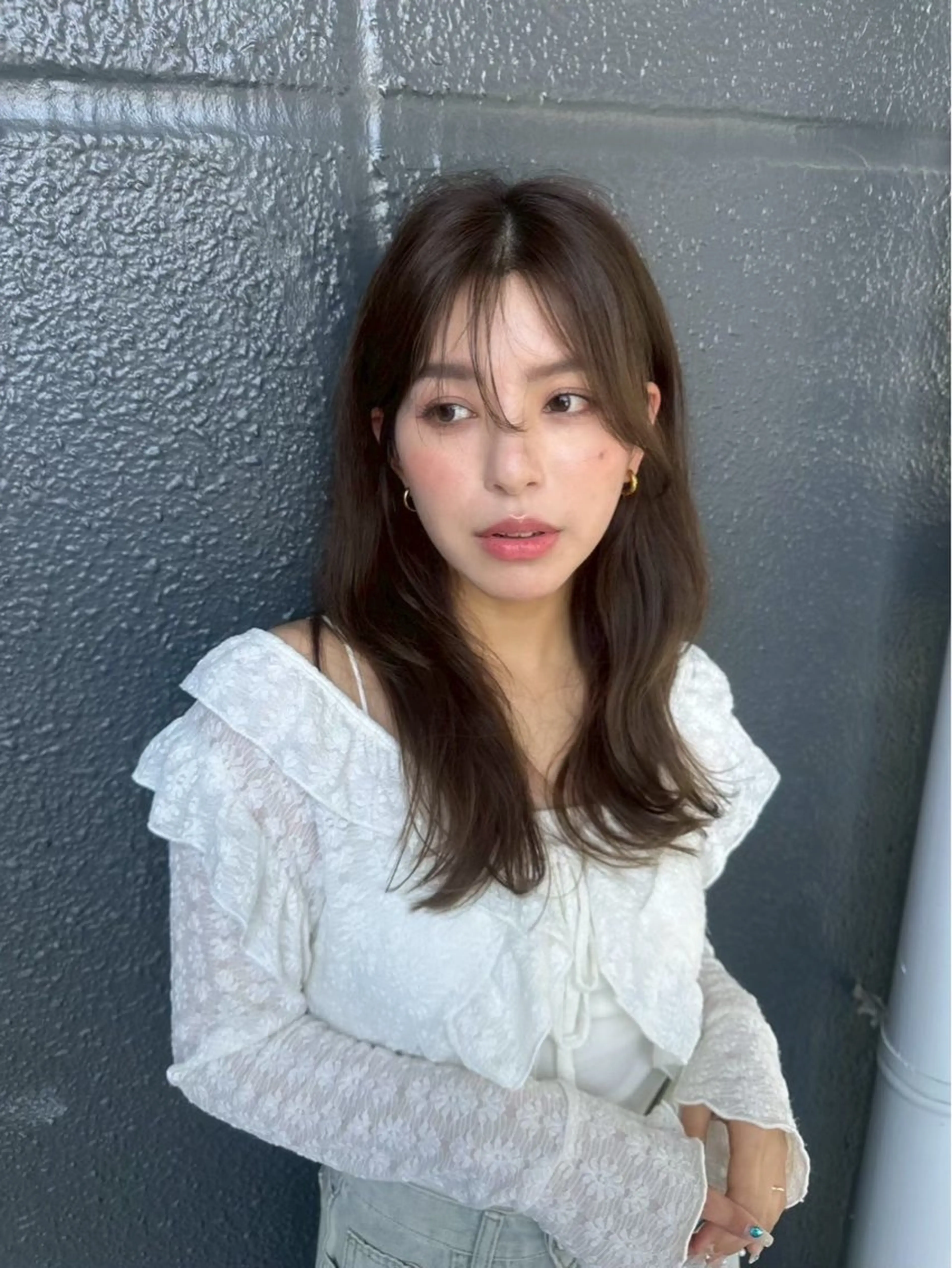 ミディアム カラー カット ヘアカラー トリートメント RAISE by_WHITEのヘアスタイル