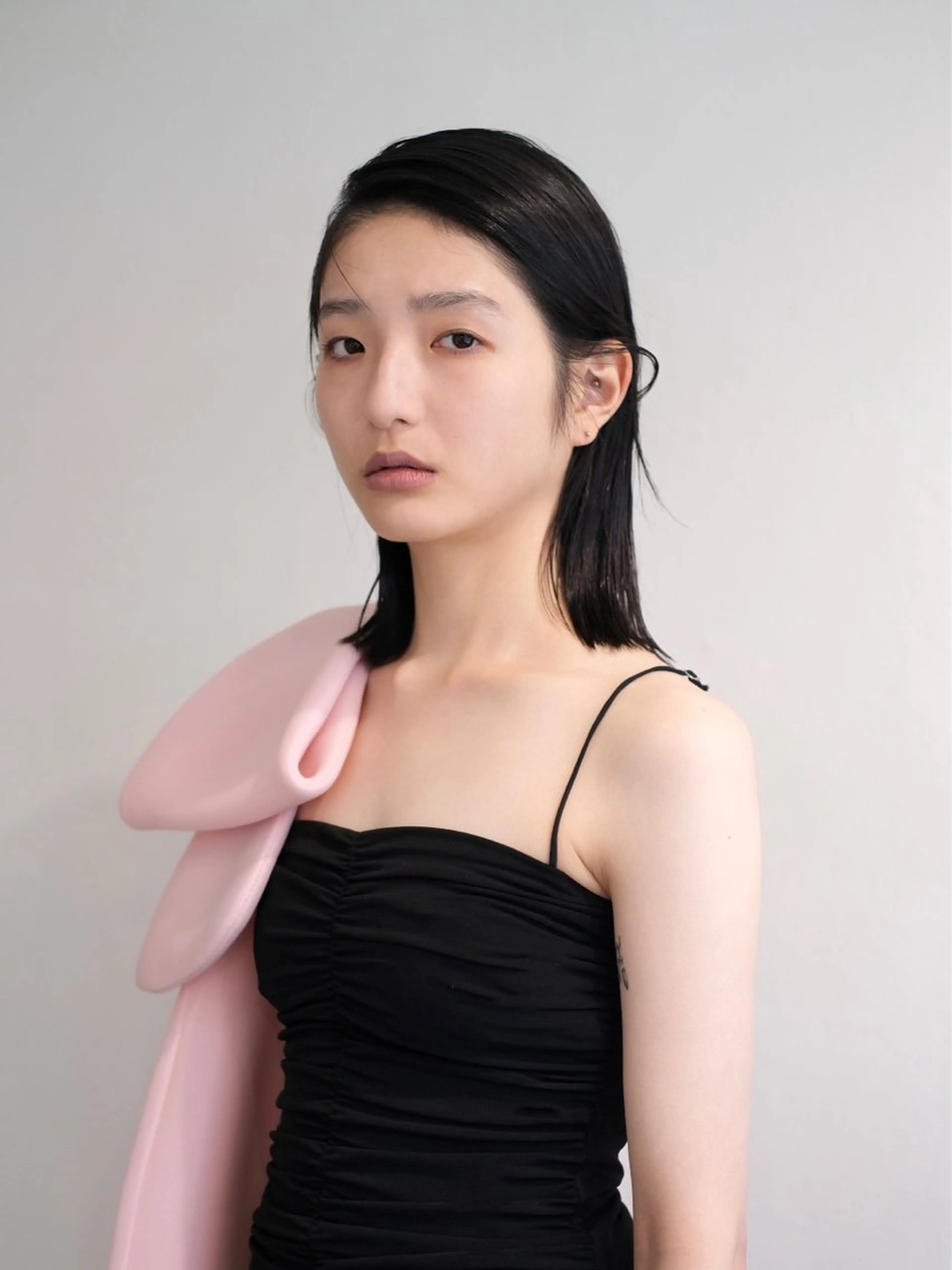 セミロング ワンレンボブ セミロングパーマ ボブ 縮毛矯正 レイヤーカット/栄/ 顔周り/キトウモエノのヘアスタイル