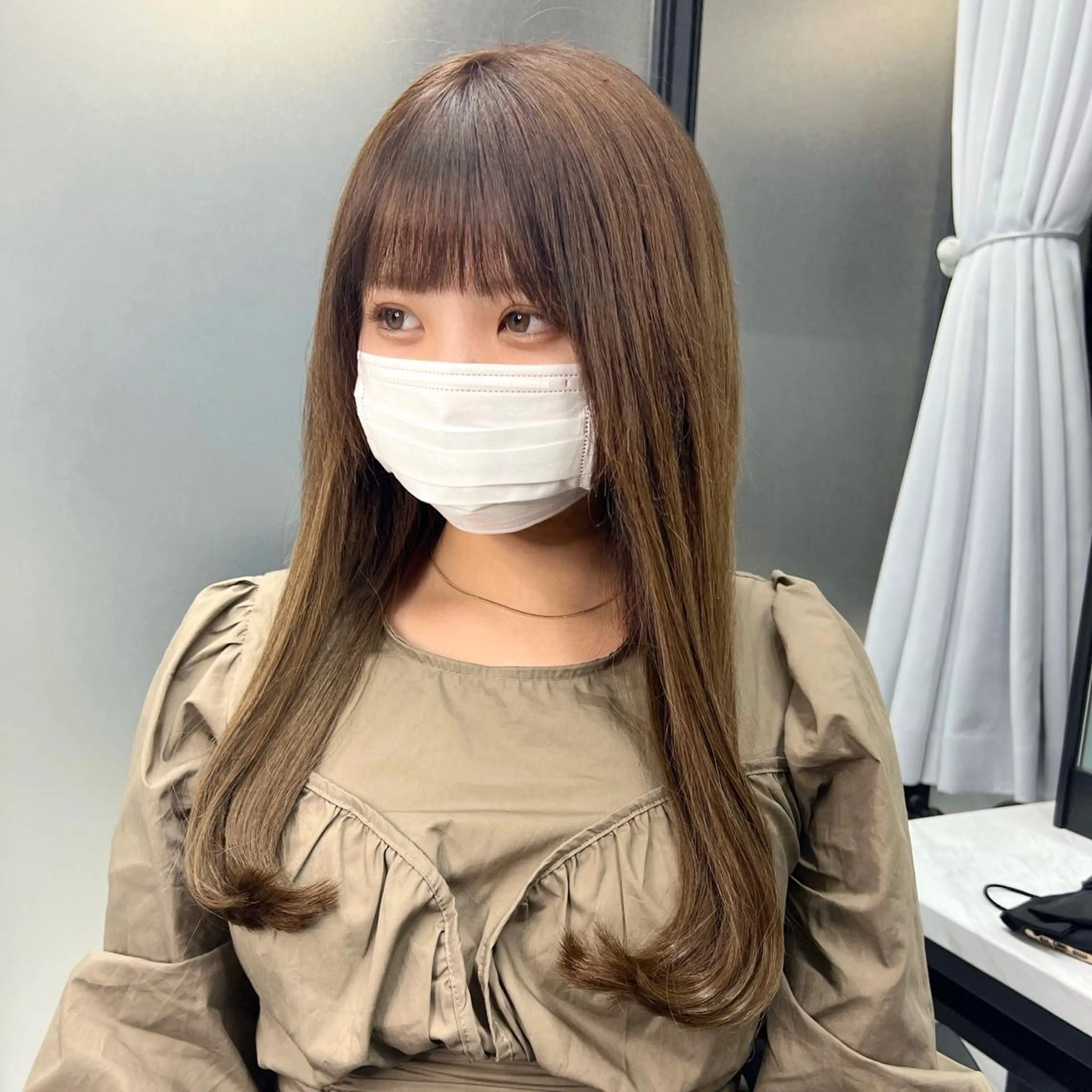 ロング カラー シールエクステ ハイトーンカラー エクステ シールエクステ特化 ハイトーン、NANAのヘアスタイル