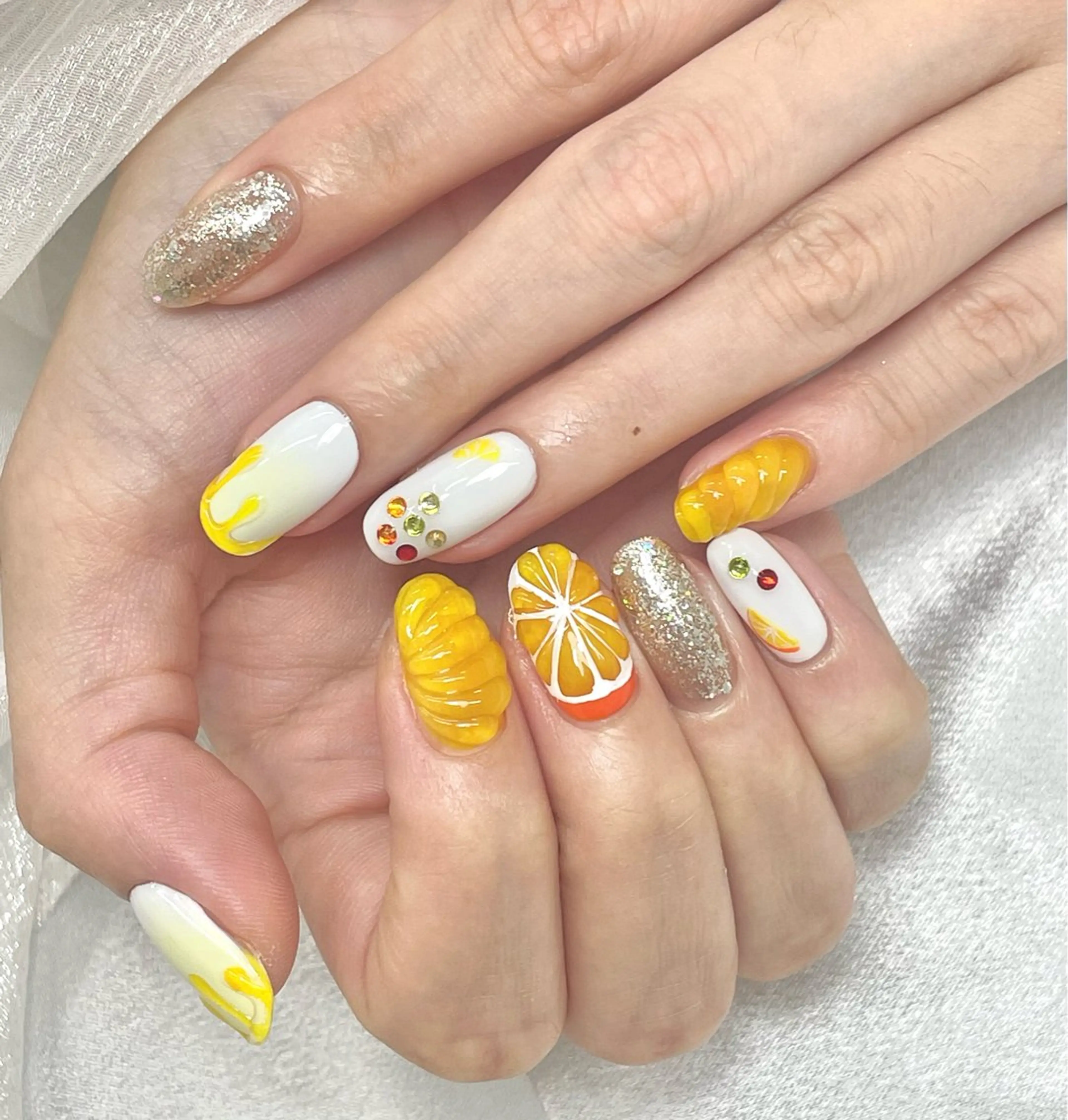 ネイル 持ち込み 夏 目のネイルデザイン