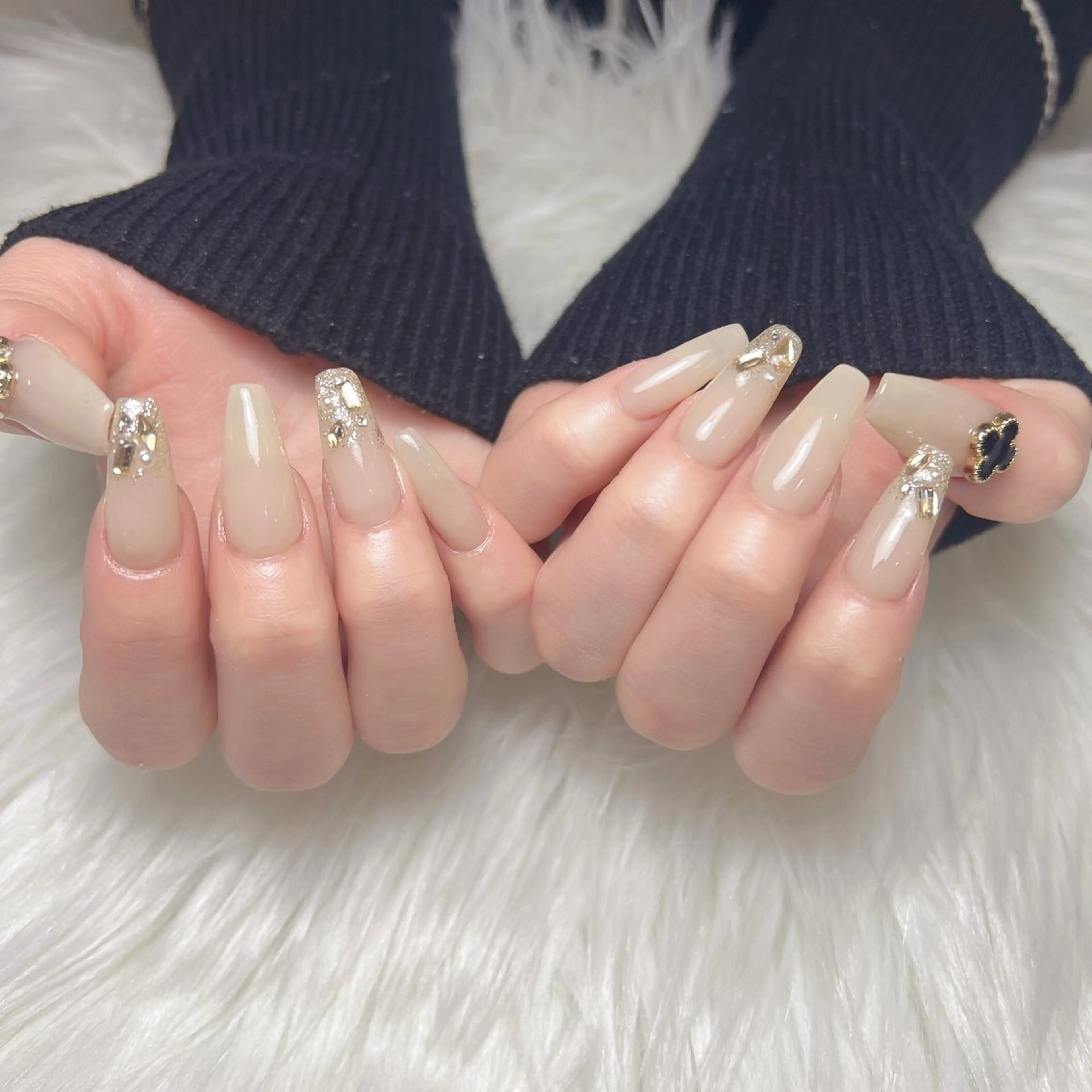 ネイル 長さ出し フットネイル フレンチネイル ガラスフレンチ グラデーション ハンドネイル M2beauty Renaのネイルデザイン