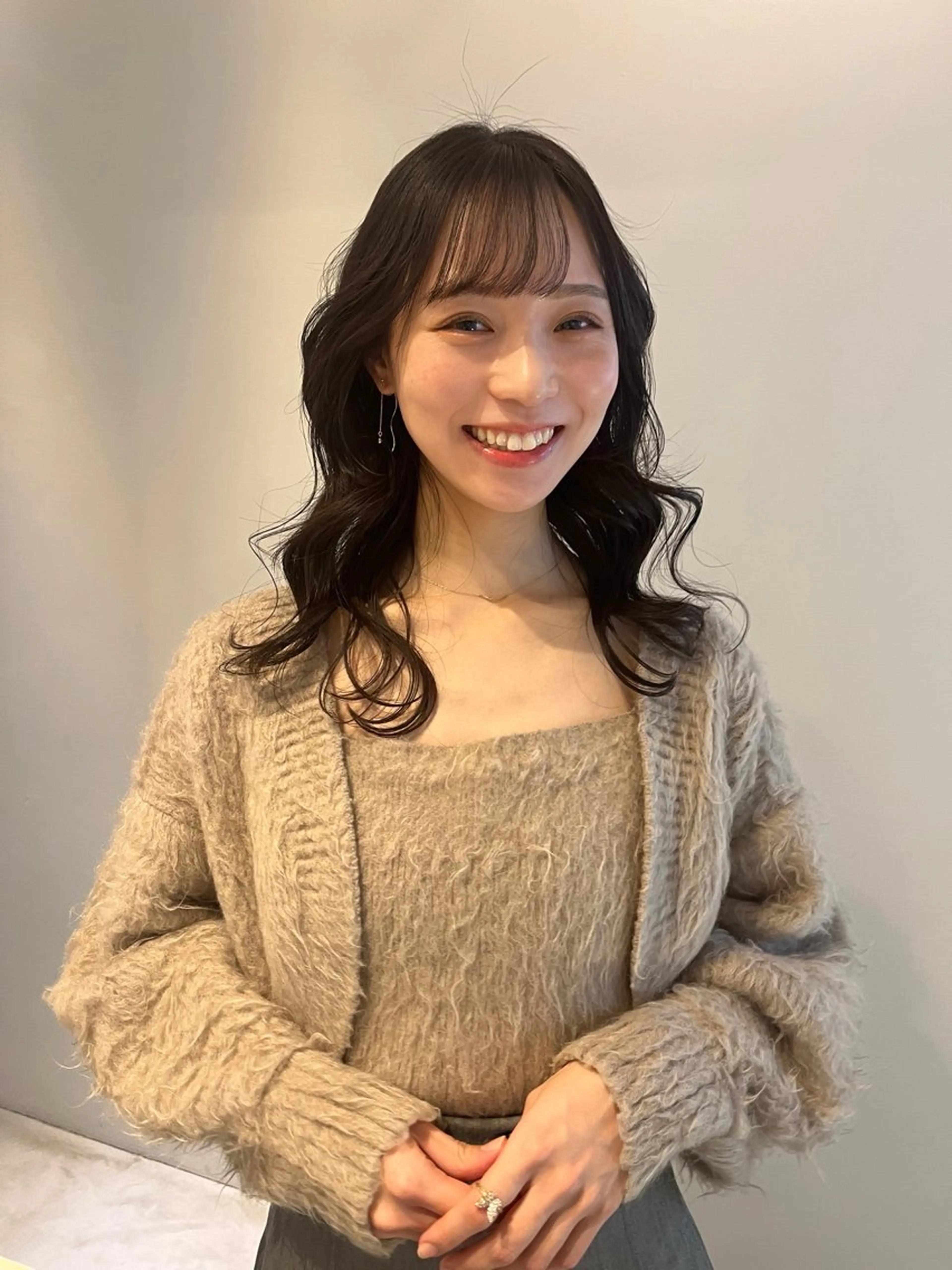 セミロング ALLYS 渋谷店所属・最高級の艶のある カラーmei🎨のヘアスタイル