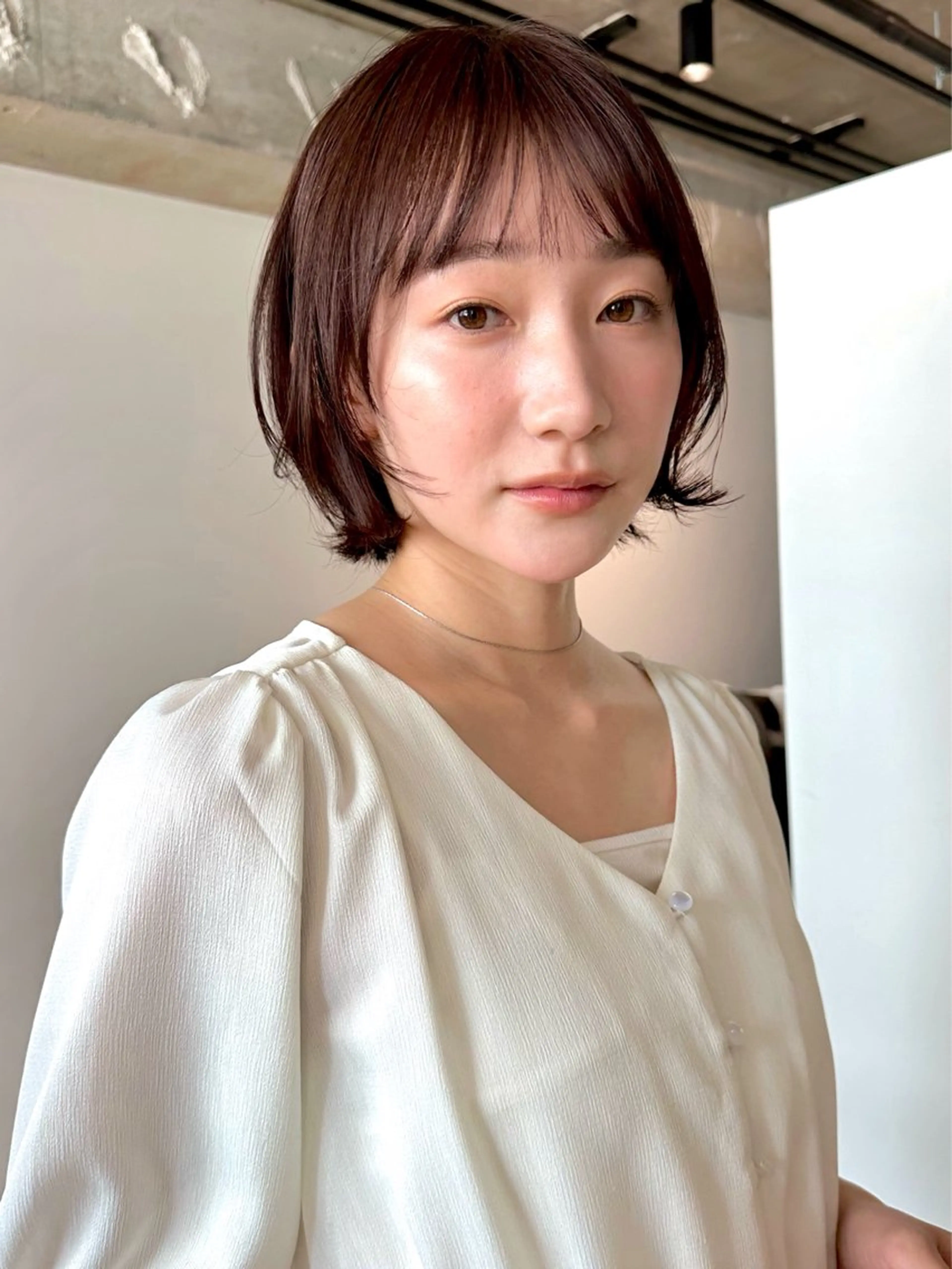 ショート カラー パーマ 🫧小顔×似合わせ× 透明感カラー🫧のヘアスタイル