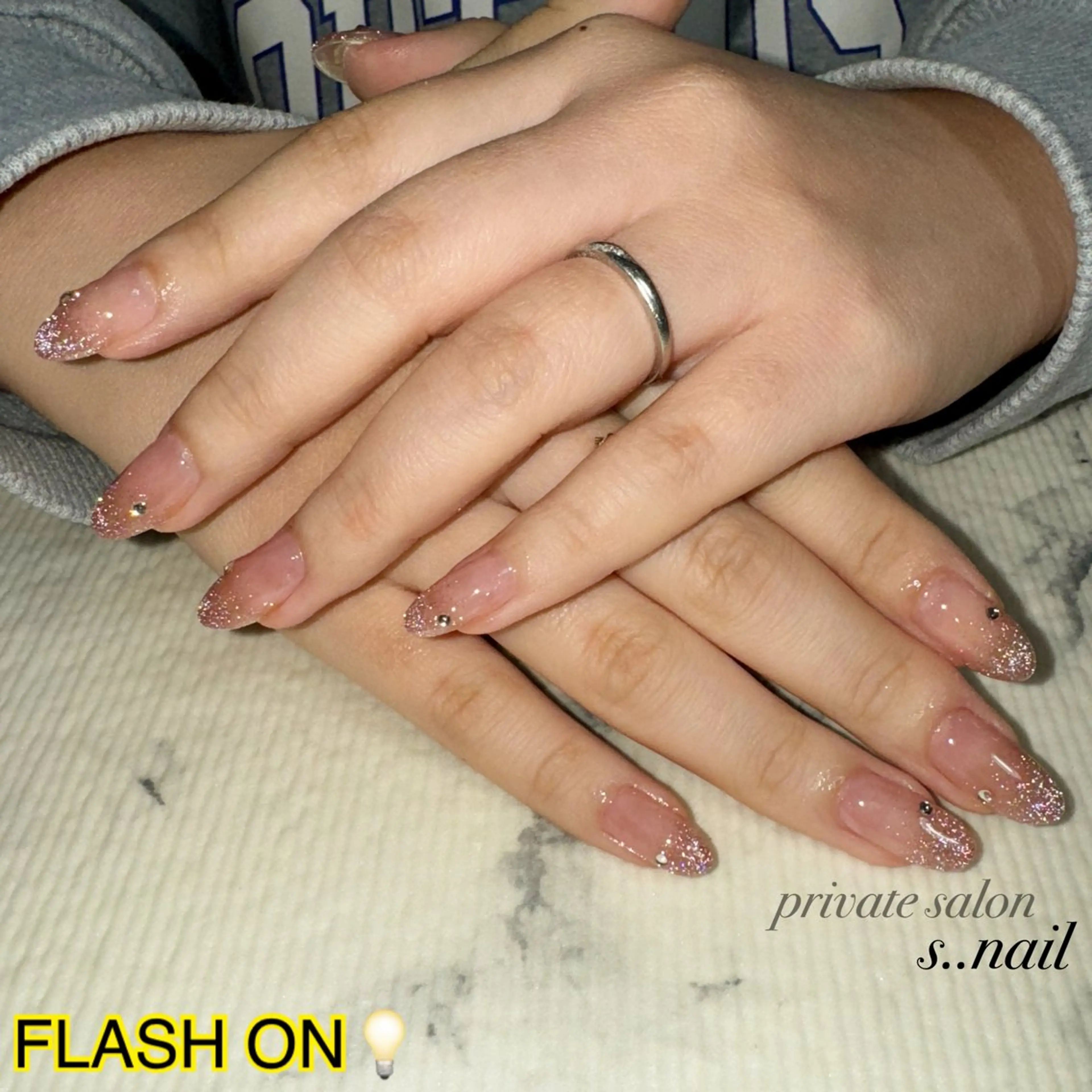 ネイル フラッシュネイル ラメ(グリッター) ハンドネイル フットネイル s..nail / MORITAのネイルデザイン