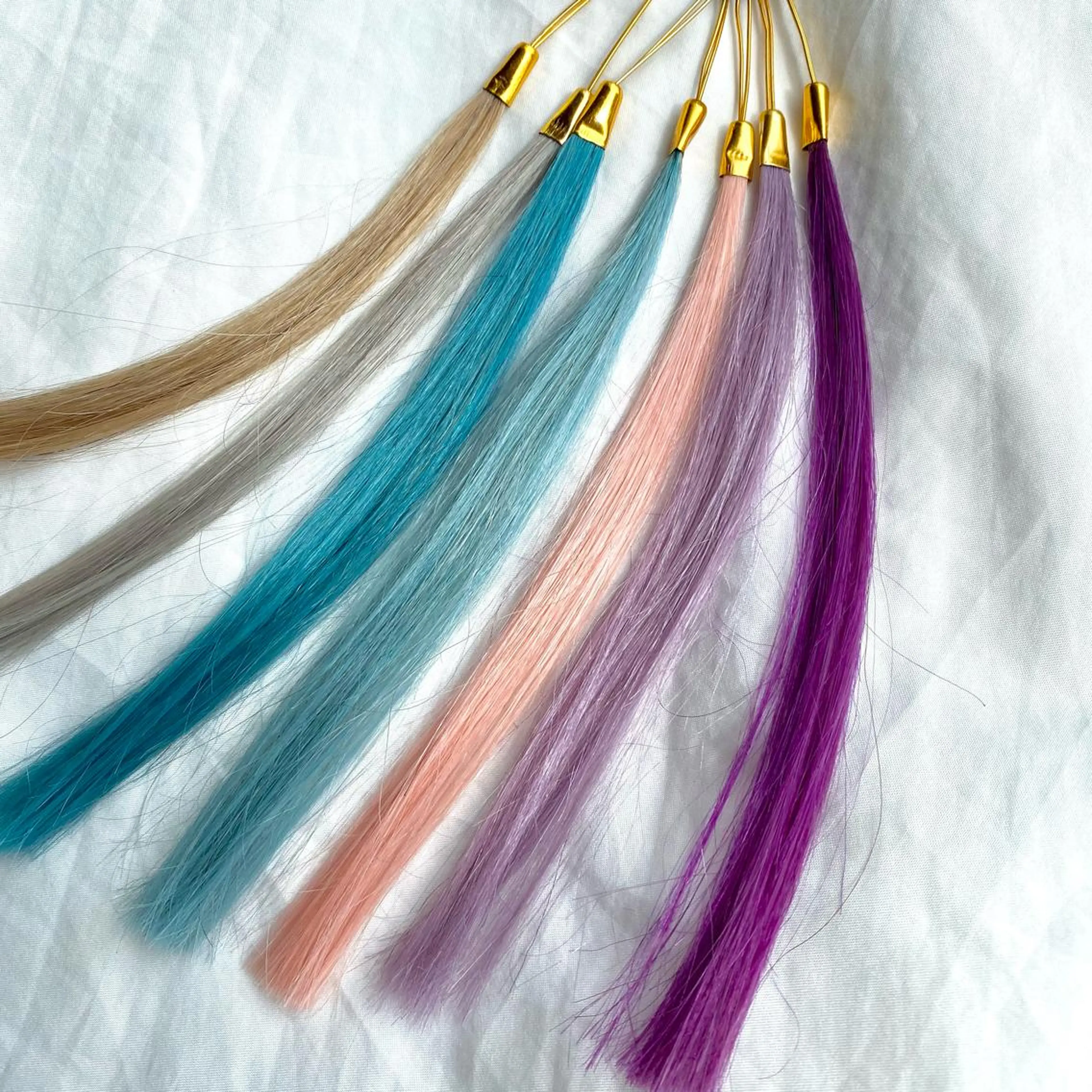 エクステ エクステ／インナー カラー 礒野朱里のヘアスタイル