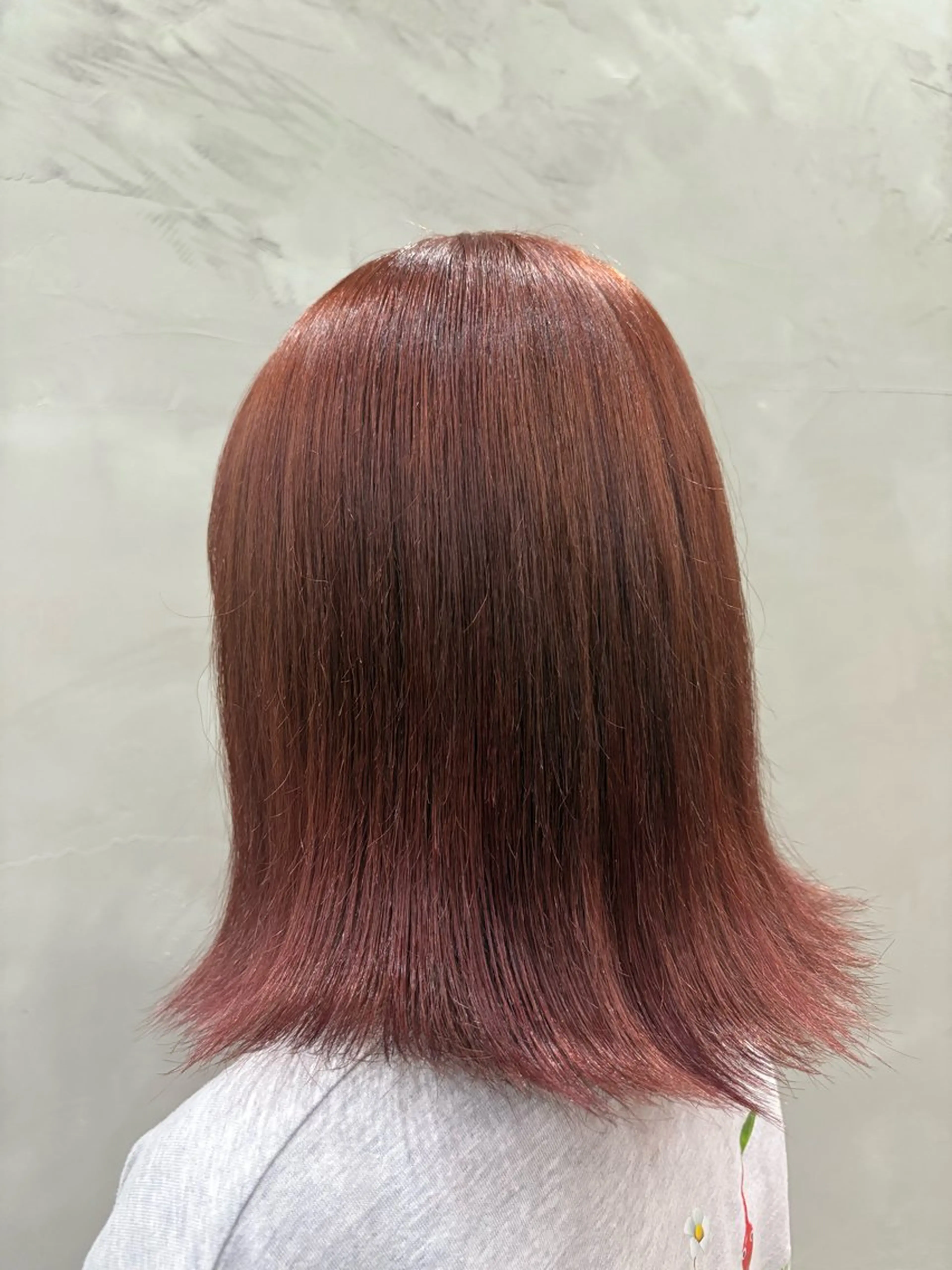 カラー ブリーチ ピンクカラー レッドカラー ヘアカラー トリートメント la  fith  hair  too.倉敷店所属・かわうち れなのヘアスタイル