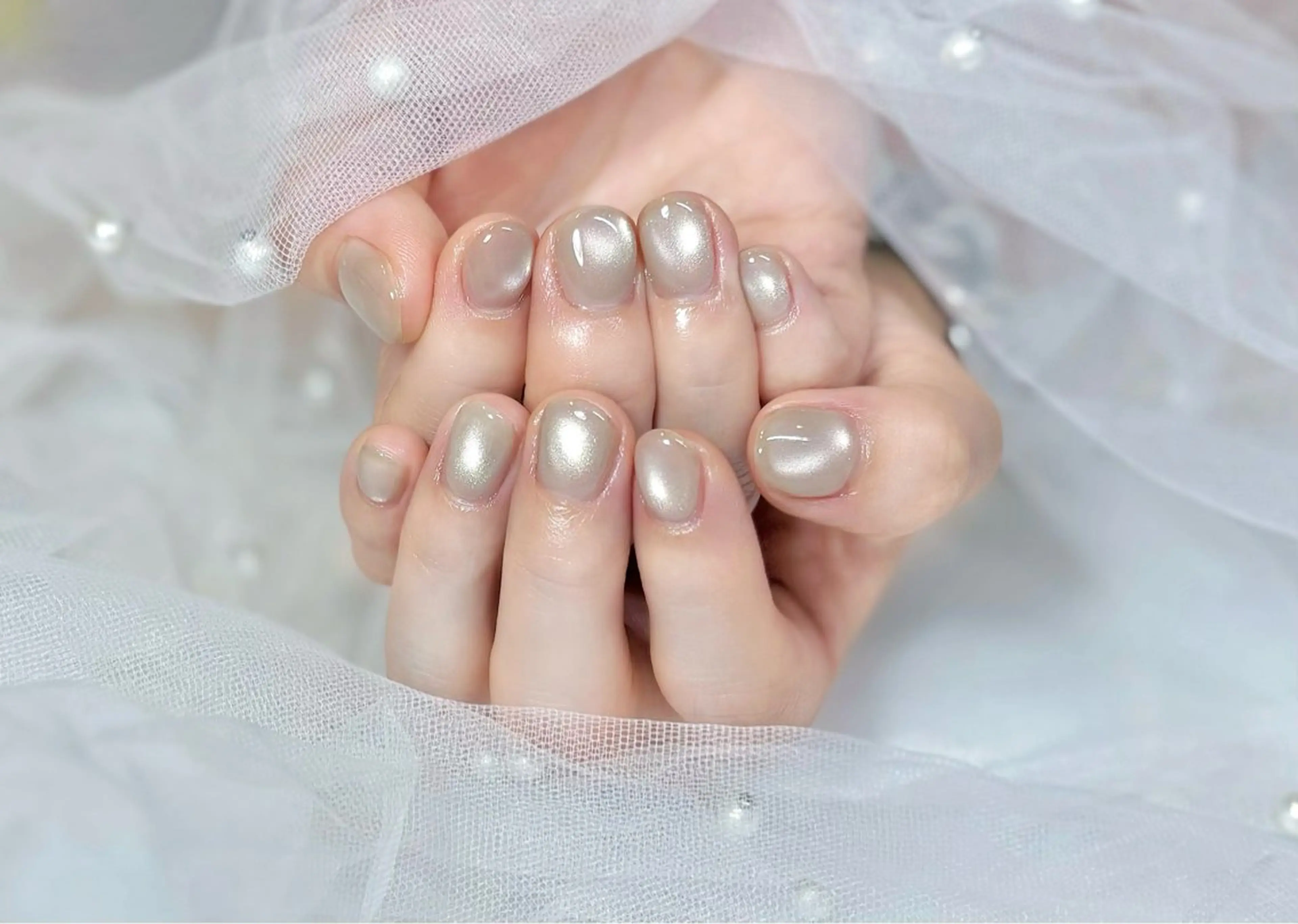 ネイル マグネットネイル ビー玉ネイル ワンカラーネイル Chat　noir所属・【chatnoir】 MIYUのネイルデザイン