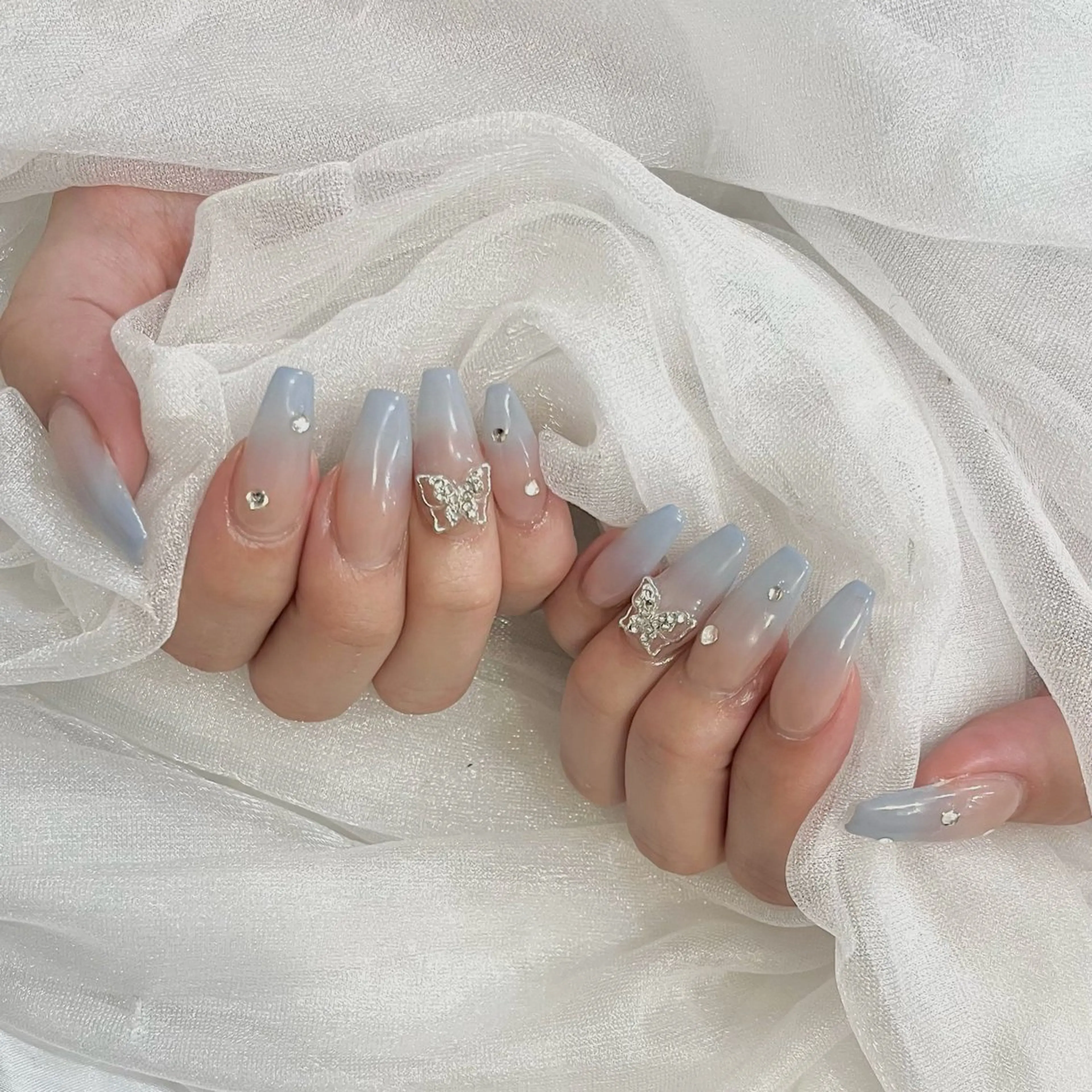 ネイル SALON ELVI.所属・SALON ELVI.のネイルデザイン