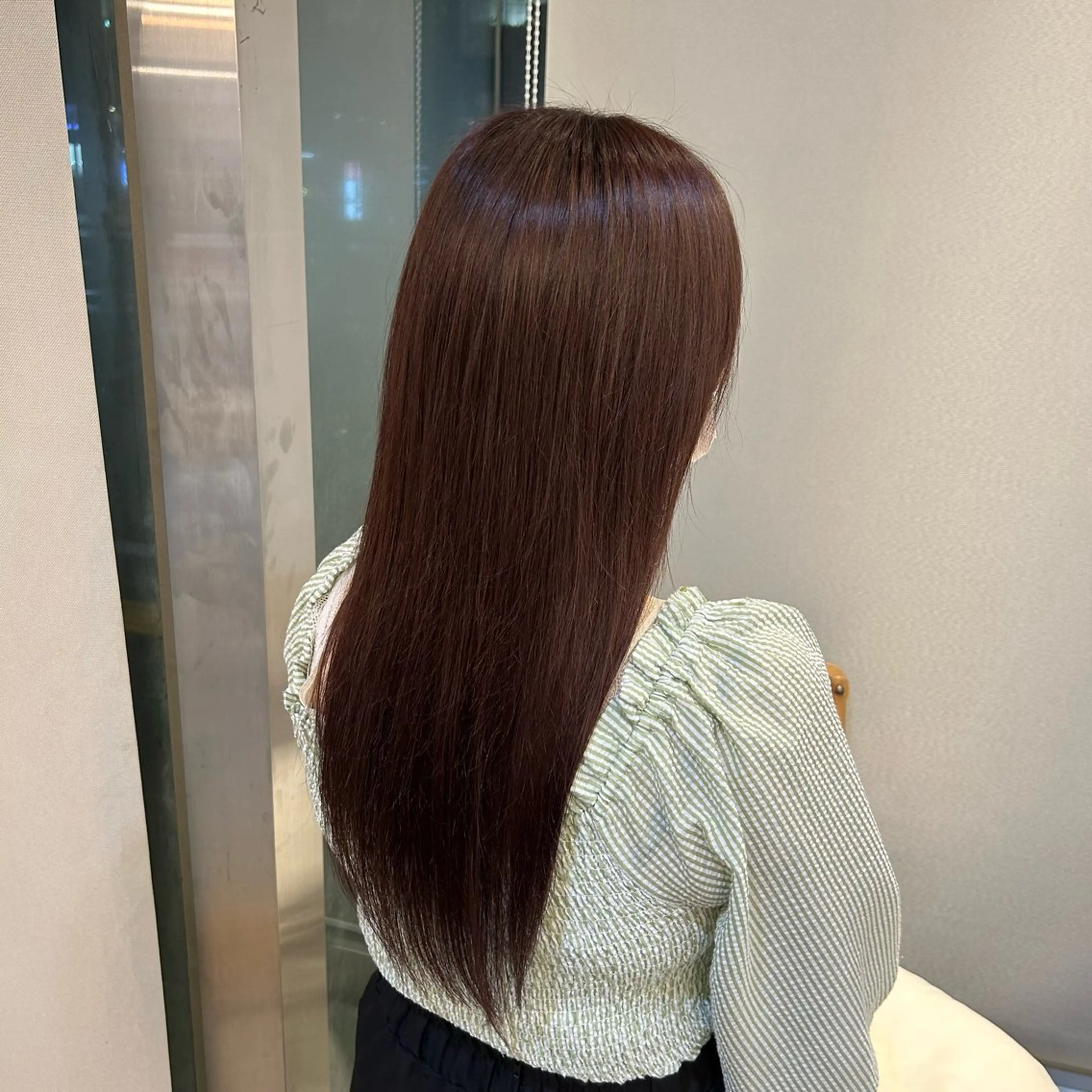ロング ヘアカラー 束感まつ毛/艶カラー おがたゆうか🎀のマツエク・マツパデザイン