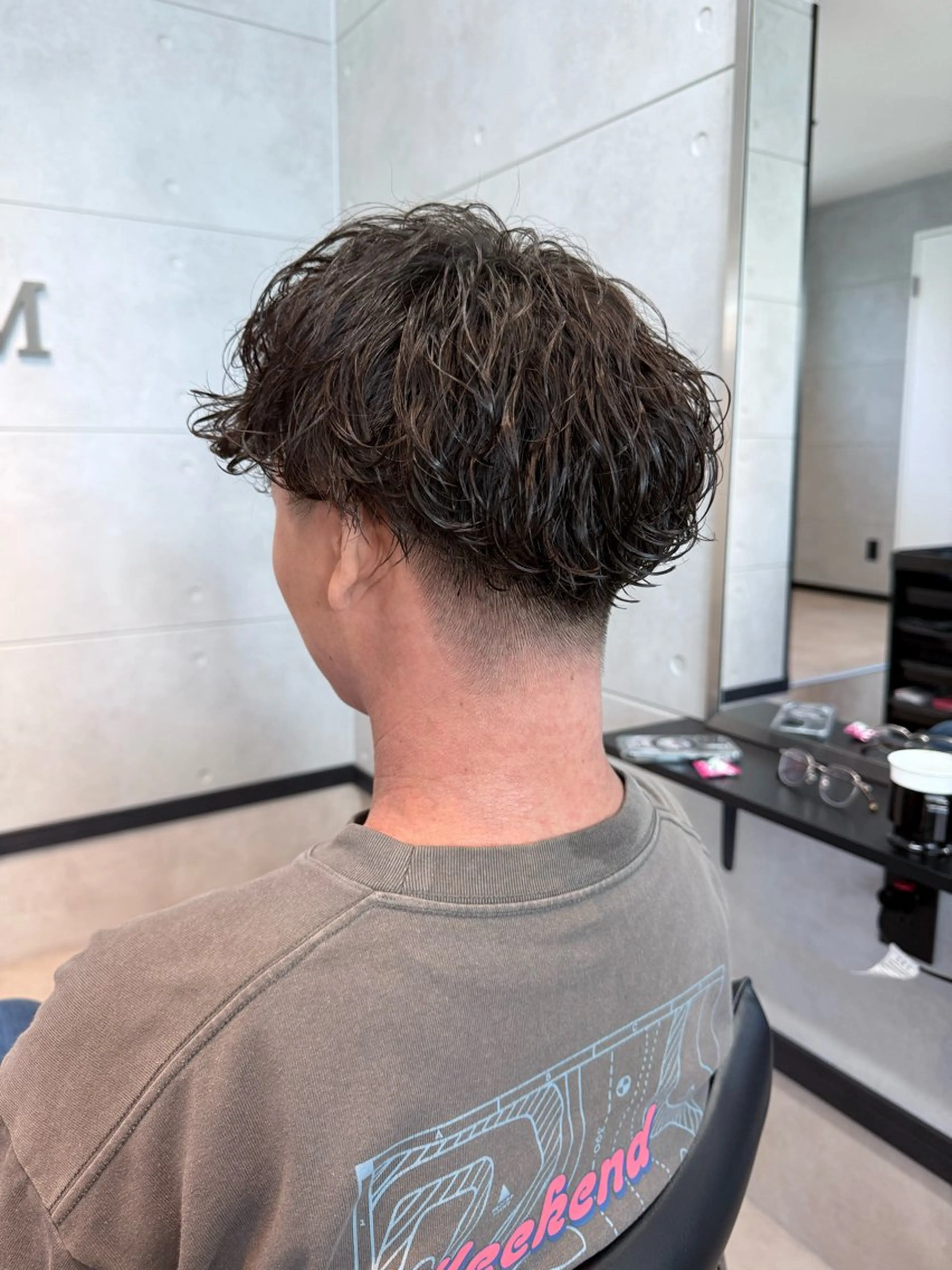 ミディアム パーマ メンズ ミディアムパーマ メンズパーマ LIM Men's hair所属・吉川 昌志のヘアスタイル