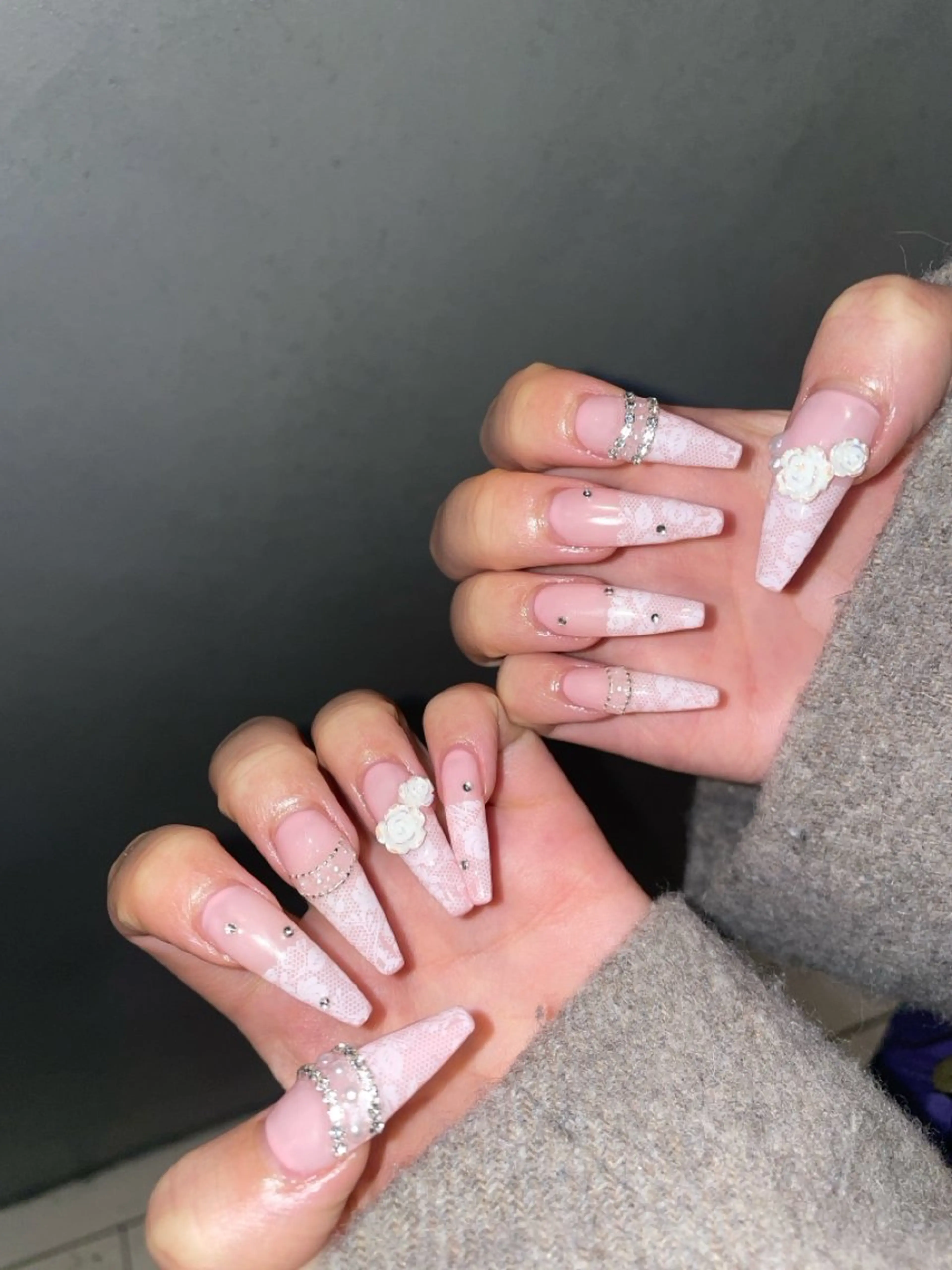 ネイル GO TODAY シェアサロン 渋谷Amiu店所属・渋谷ネイル🎀 y2k/海外ネイルのネイルデザイン