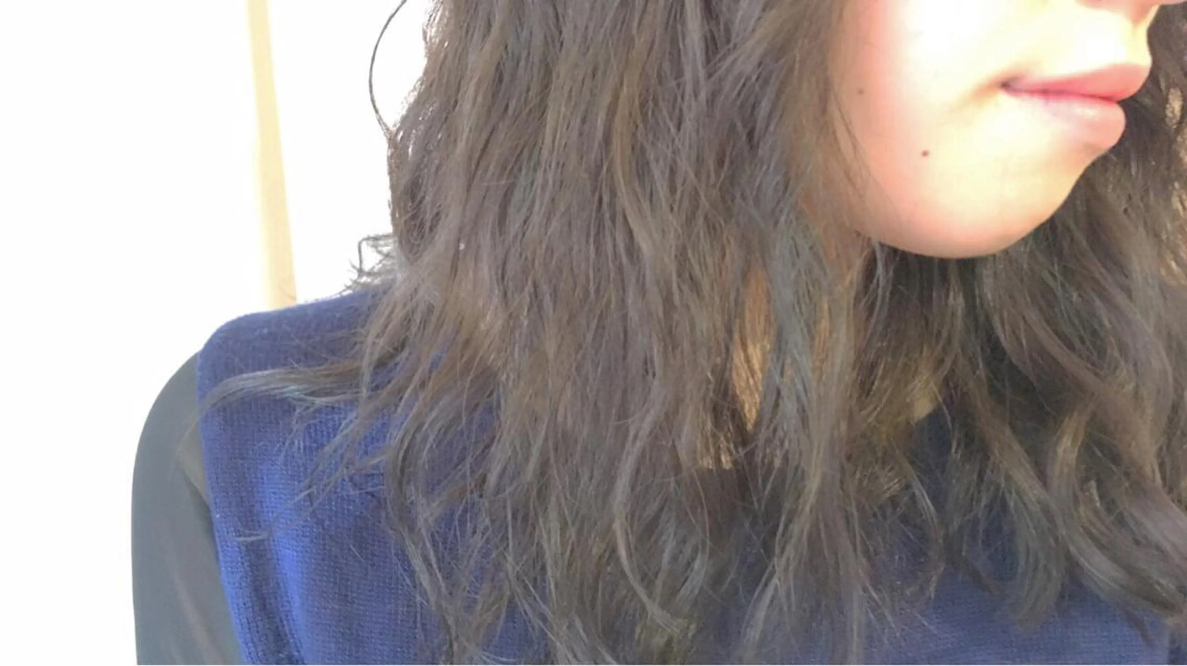 セミロング カラー パーマ ヘアアレンジ グレージュ エグチ アキラのヘアスタイル