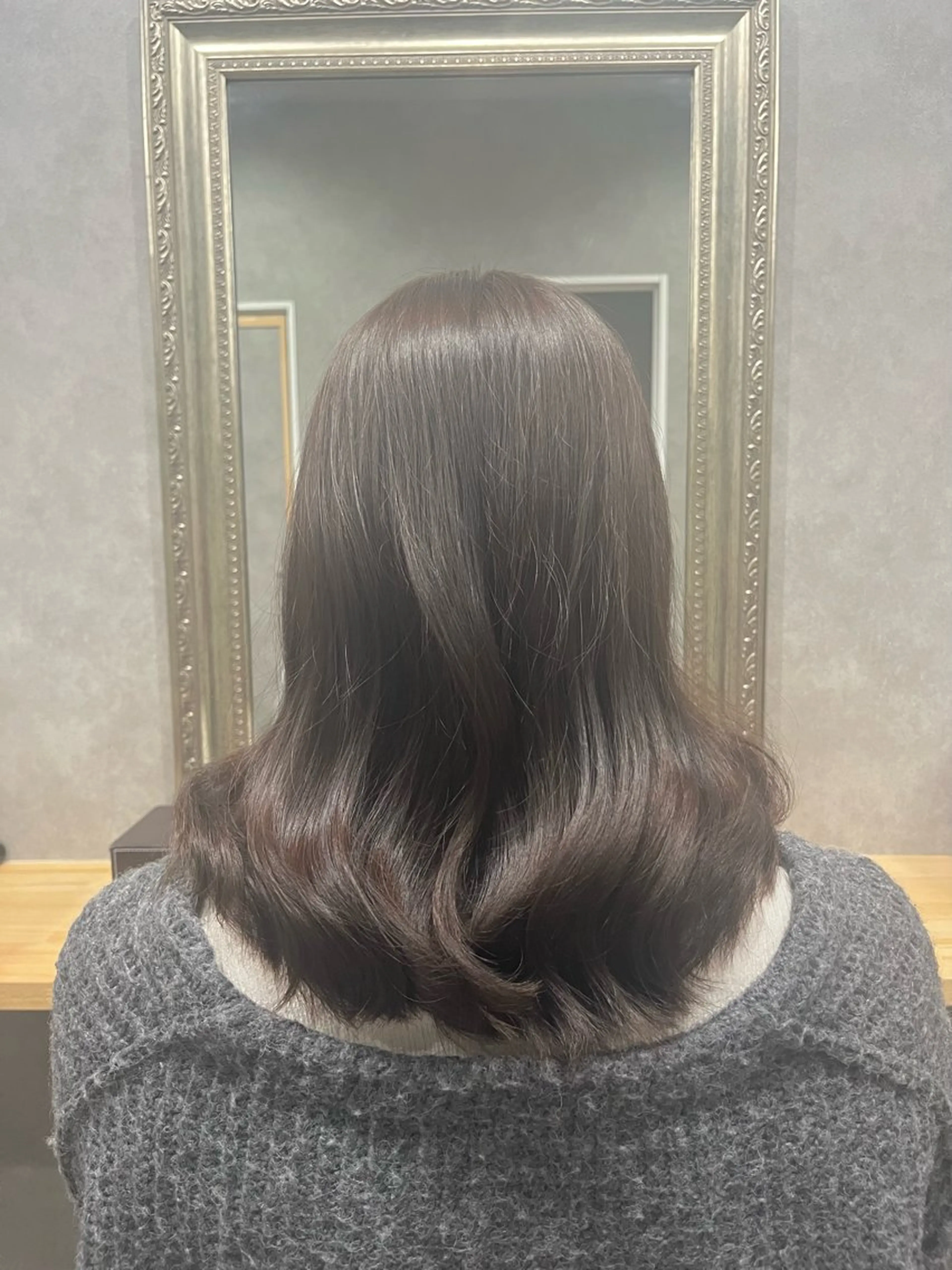 セミロング カラー ブリーチ グレージュ ブリーチなしカラー ヘアカラー FUJINO RYOのヘアスタイル