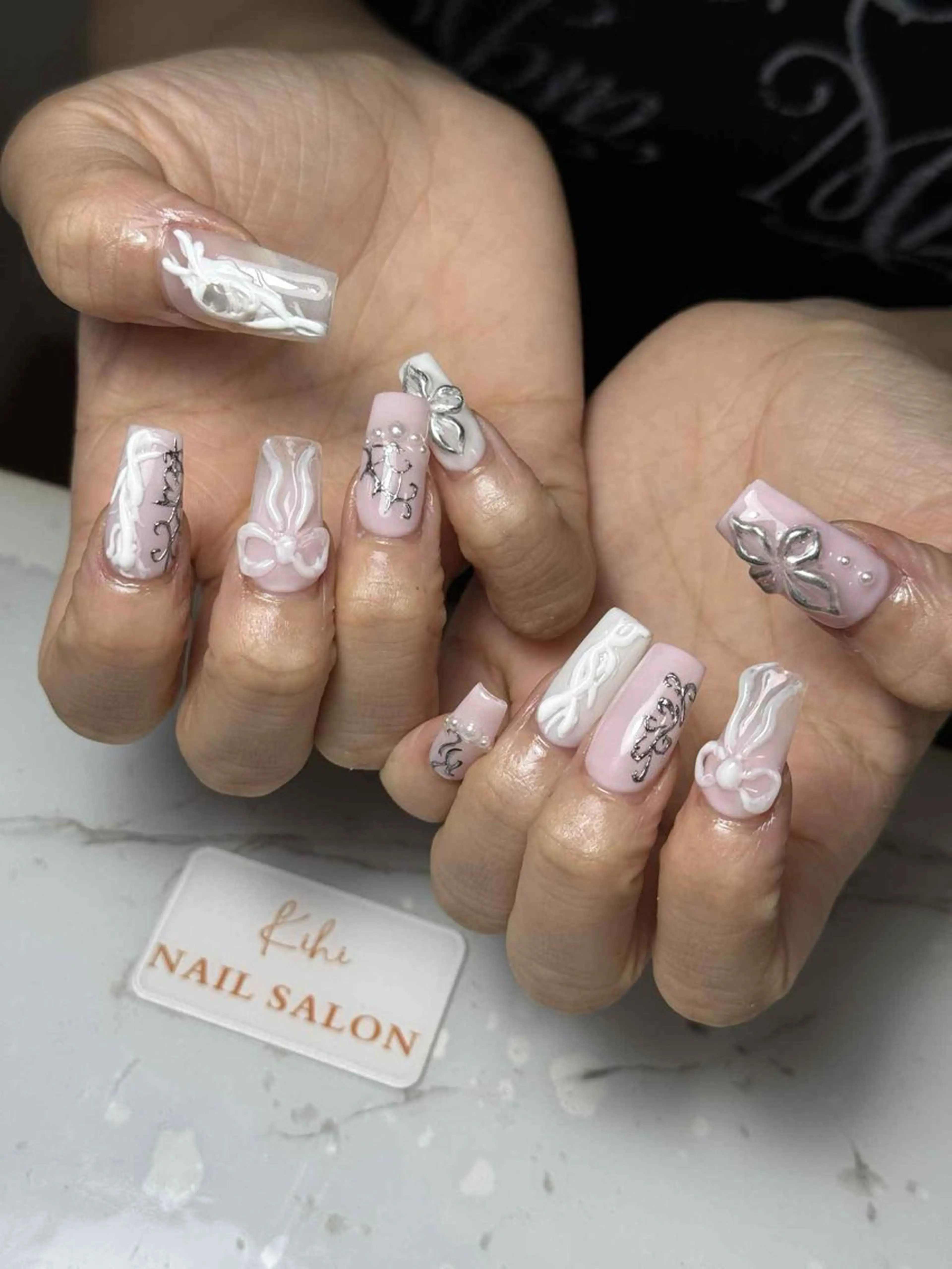 ネイル アートネイル フレンチネイル ジェルネイル グラデーション 韓国ネイル ハンドネイル ハンドケア さくら💮💮 【オフ無料】のネイルデザイン