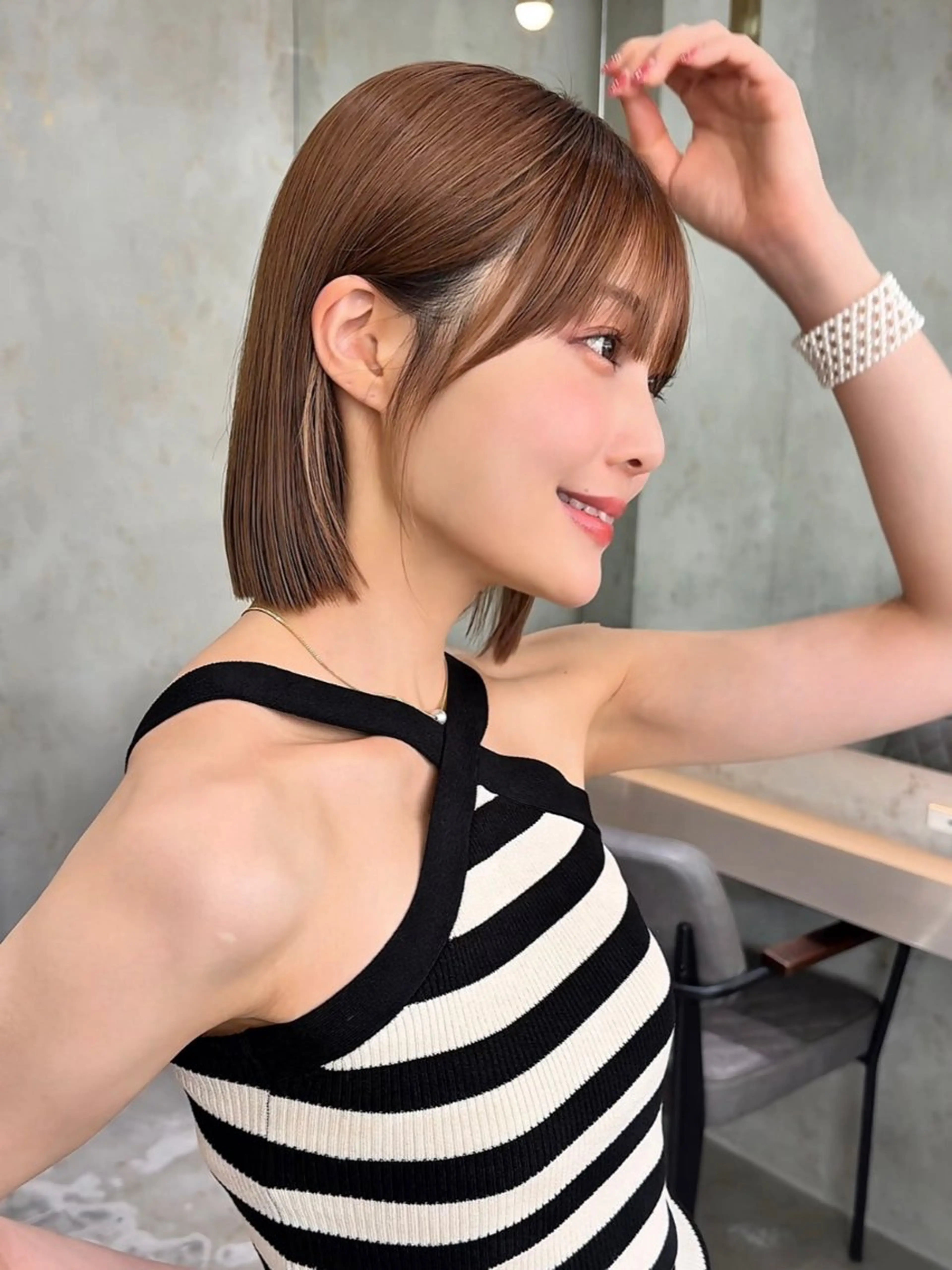 ショート カラー カット ヘアカラー トリートメント 莉乃/縮毛矯正/髪質 改善/艶カラーのヘアスタイル