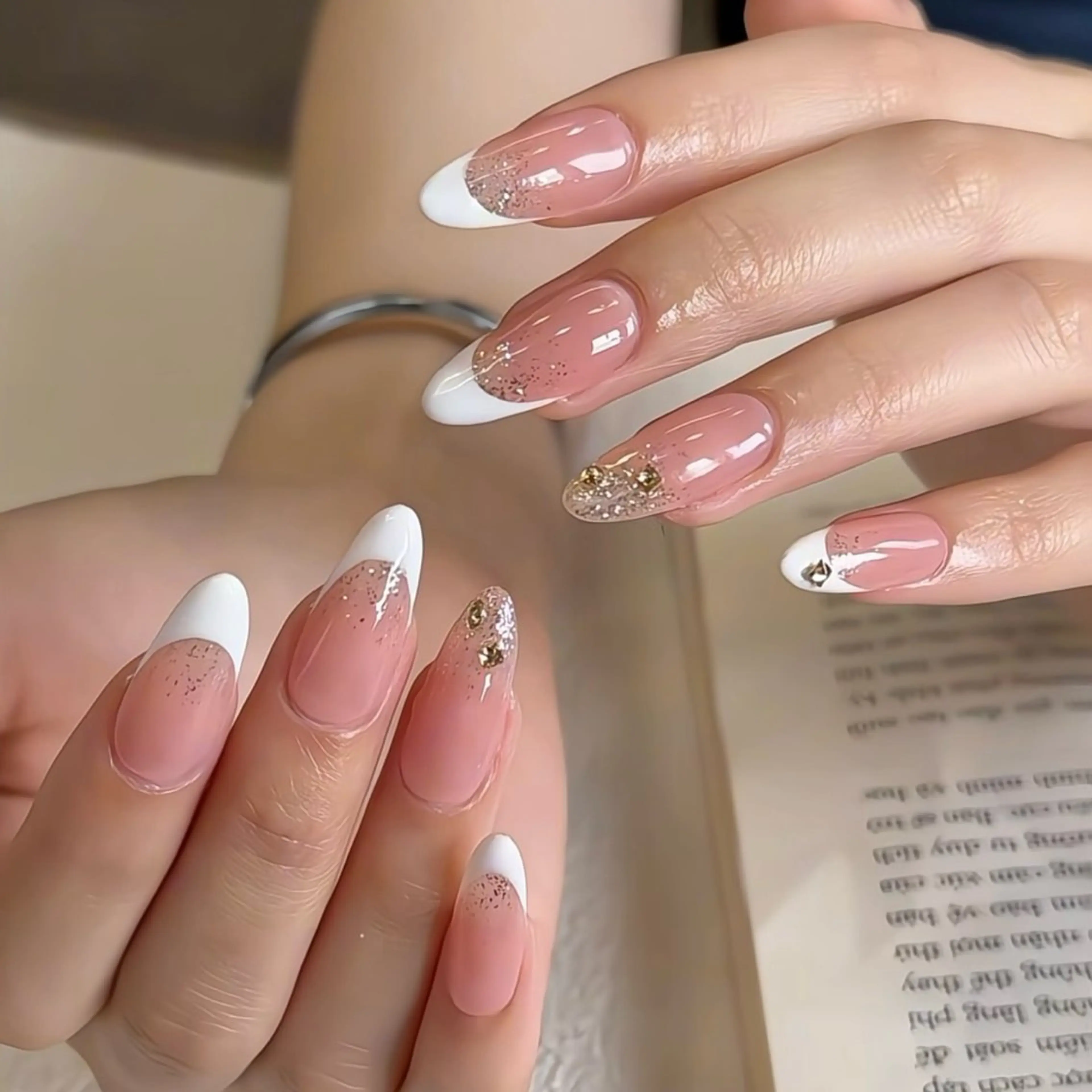 ネイル オーロラネイル チークネイル フットネイル フレンチネイル 韓国ネイル ハンドネイル Lumi Nailのネイルデザイン