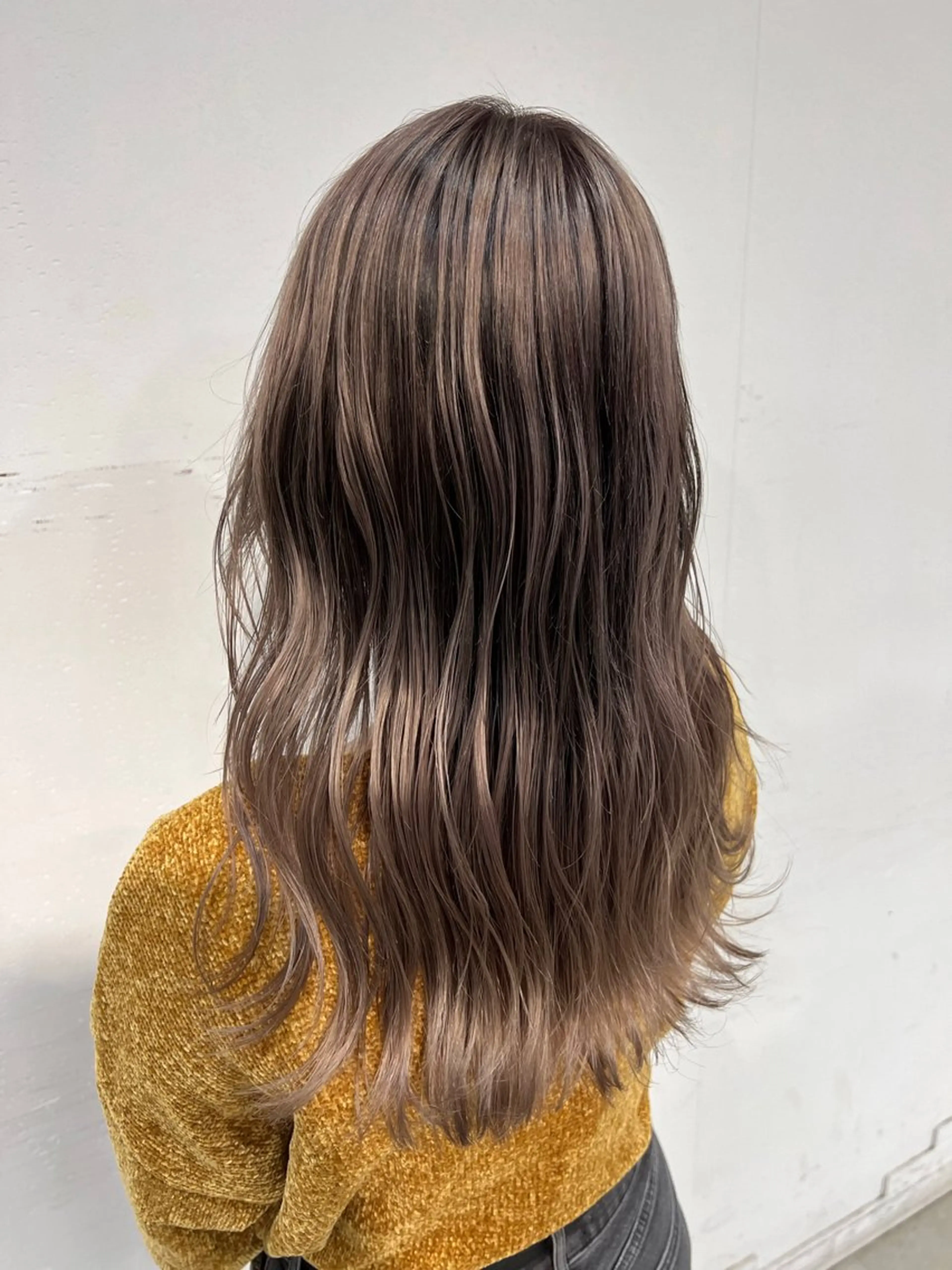 セミロング トリートメント カット ヘアカラー 【🌟白髪ぼかし🌟 】レイヤー‼️長谷川のヘアスタイル