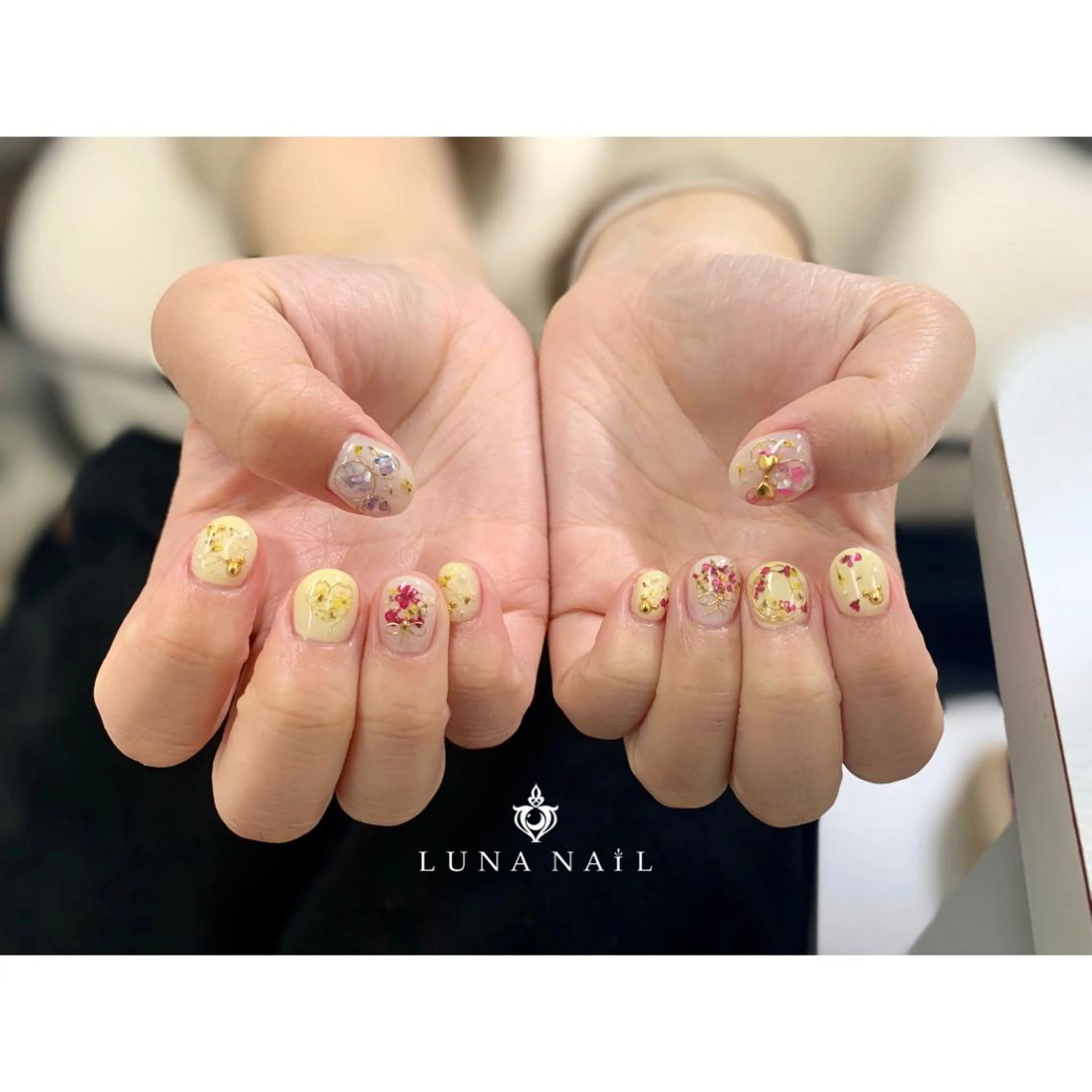 ネイル ハンドネイル アトリエ　ミモザ所属・いまむら あかりのネイルデザイン