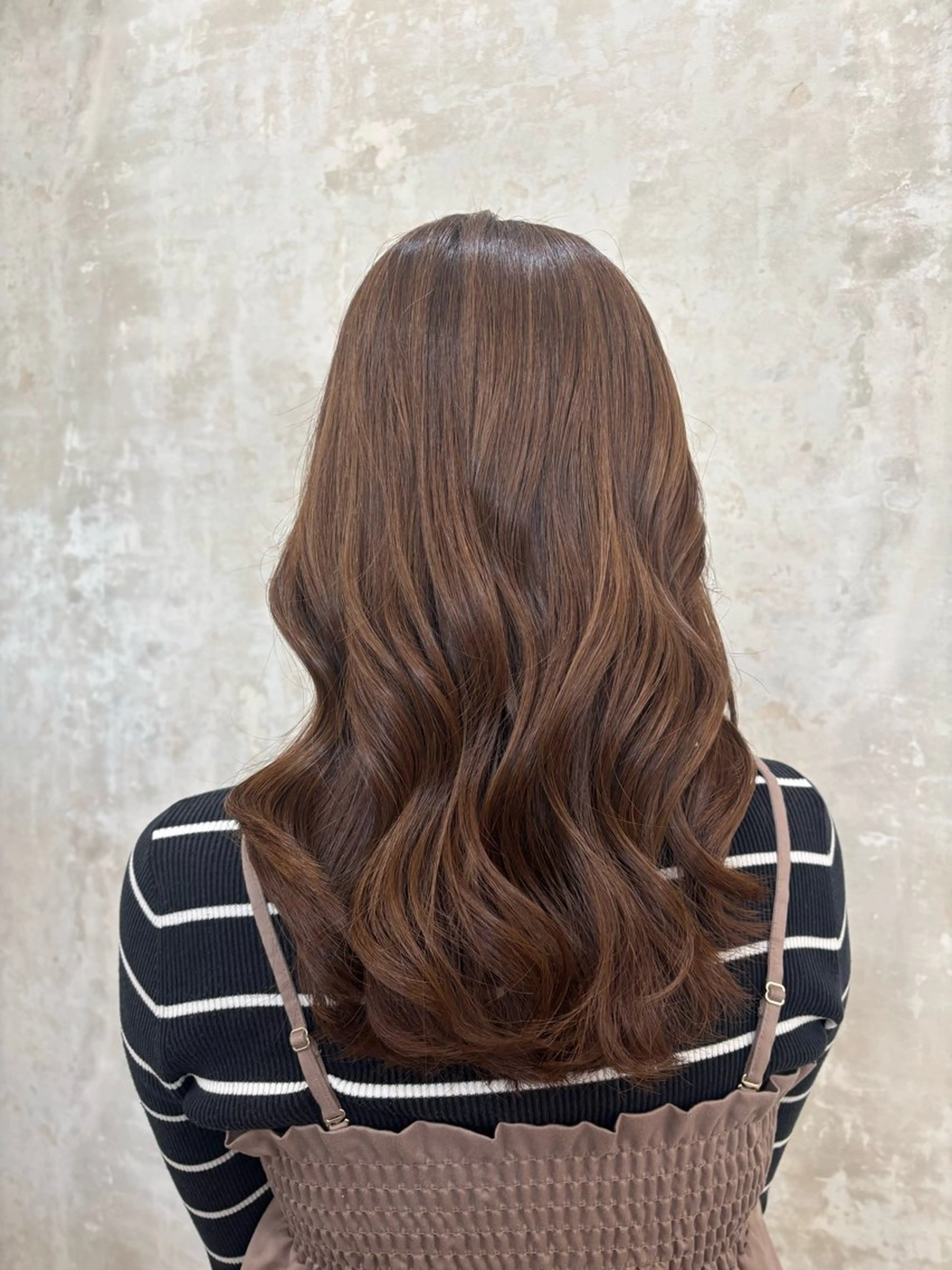 ロング カラー iru所属・Ayano アヤノのヘアスタイル