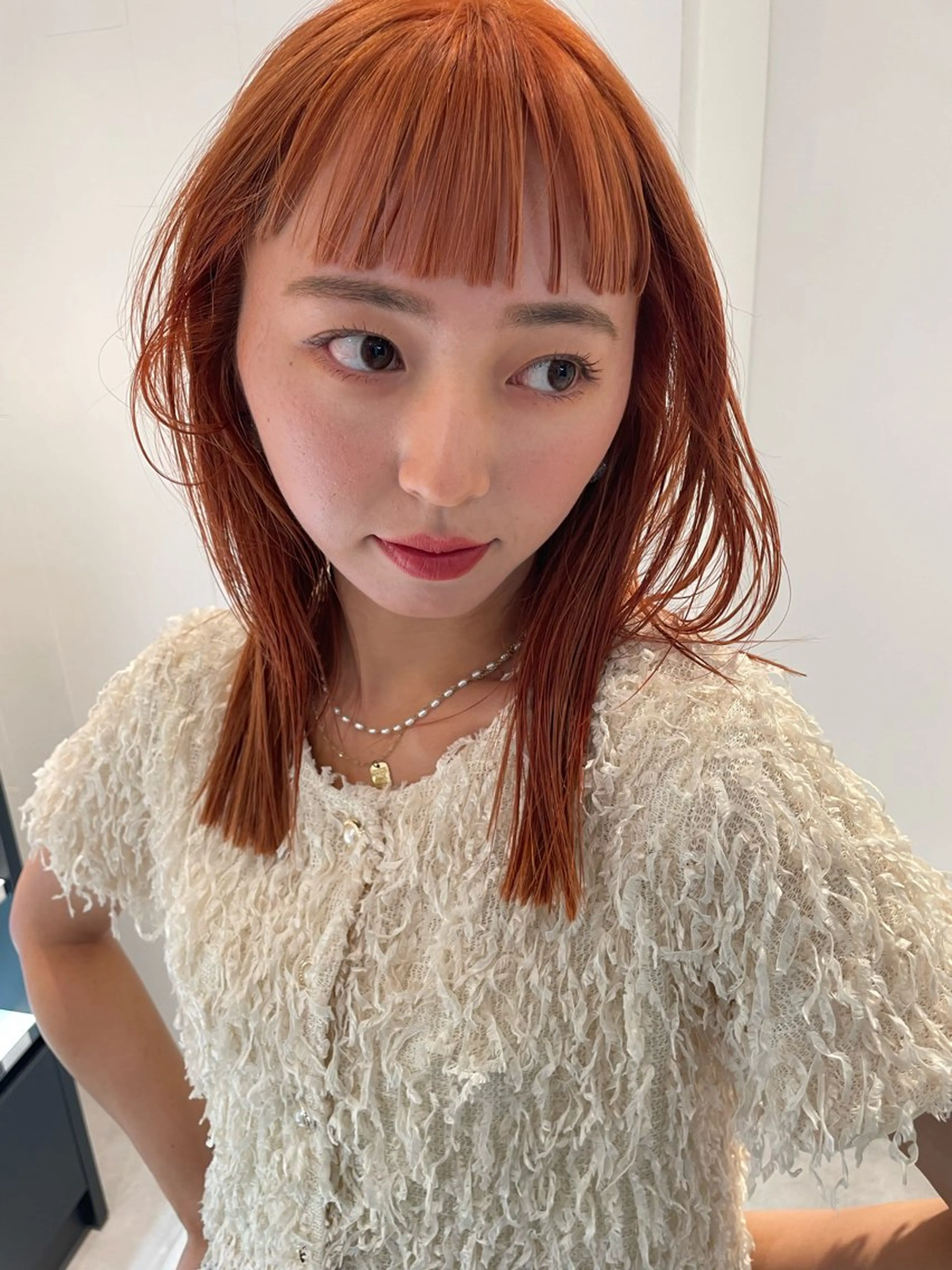 ミディアム カラー ベージュカラー ブリーチ オレンジ オレンジベージュ カット ヘアカラー トリートメント Kouta/似合わせ /パーマ/カラーのヘアスタイル