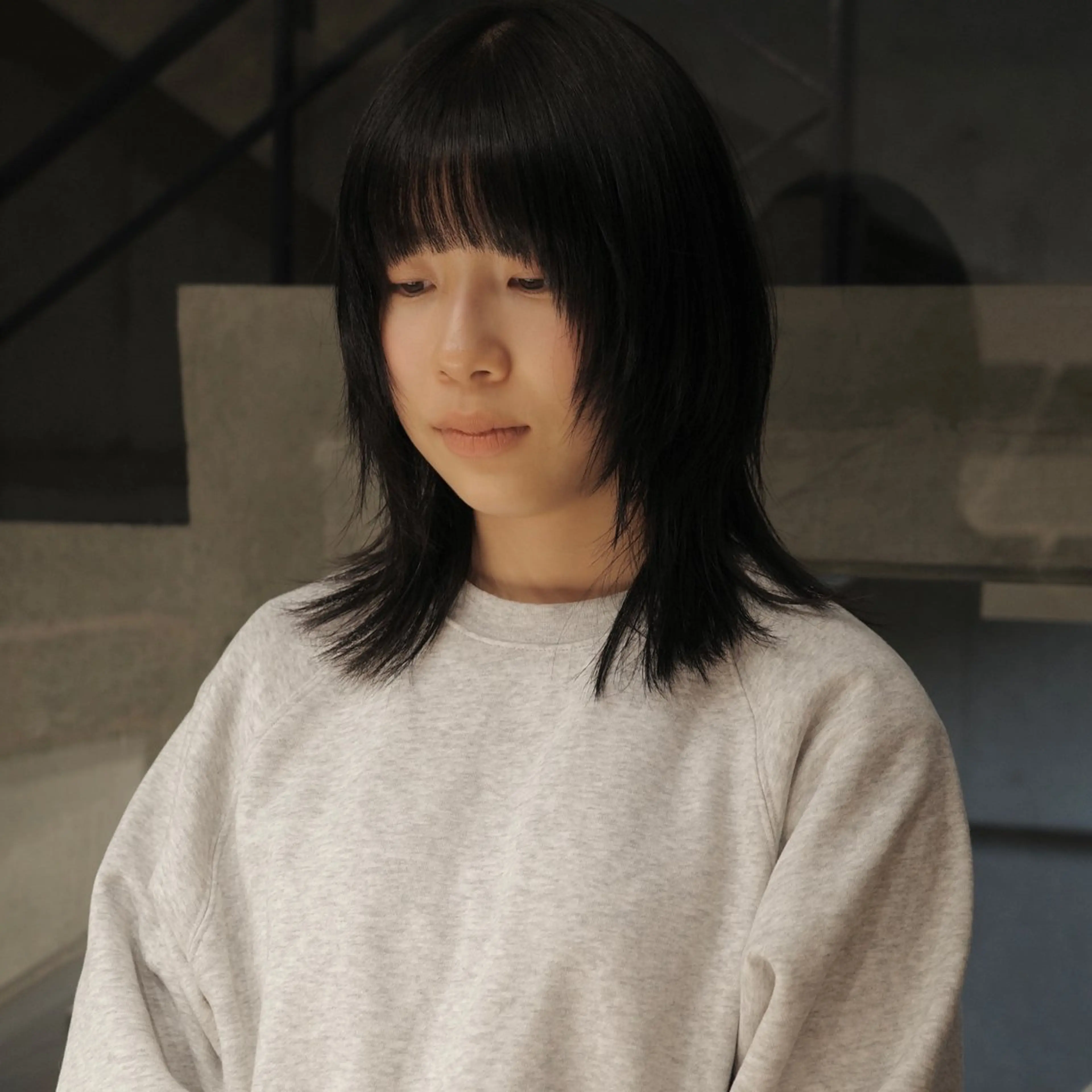 ミディアム 顔まわりレイヤー レイヤーカット ウルフカット ウルフレイヤー MAKI渋谷 【カットモデル募集】のヘアスタイル