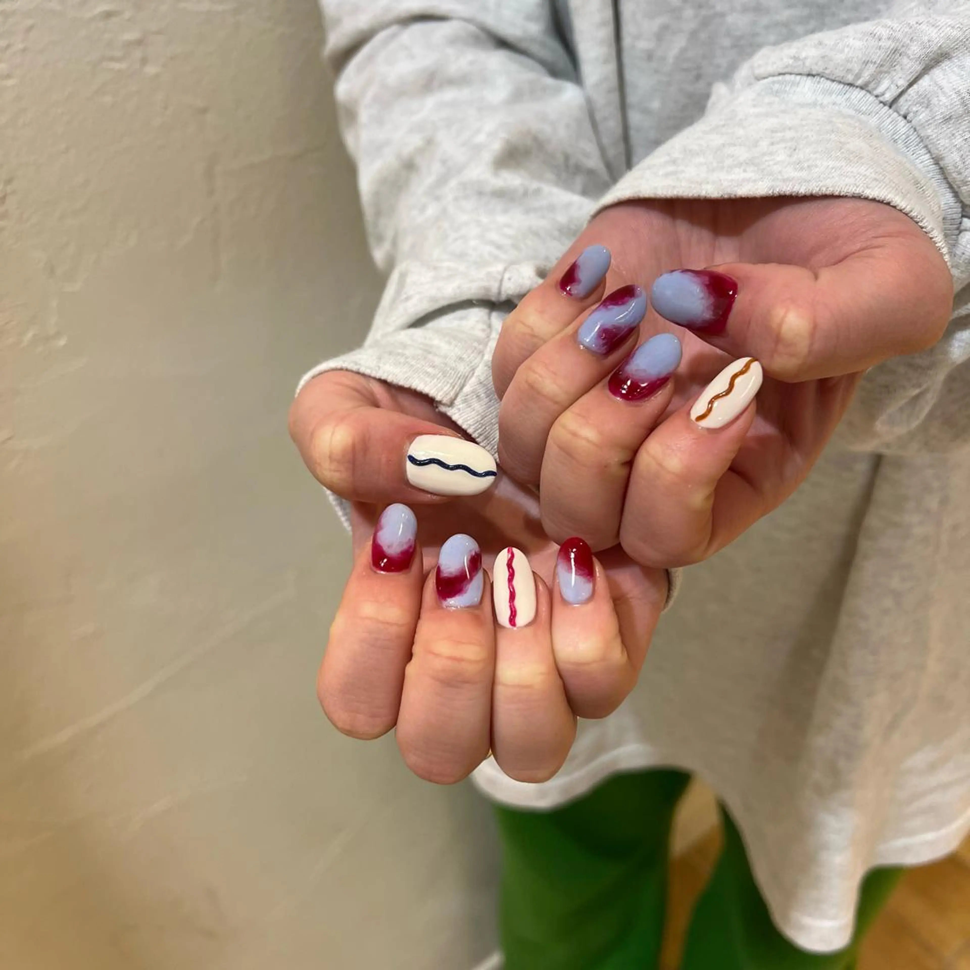 ネイル 鈴木 まゆのネイルデザイン