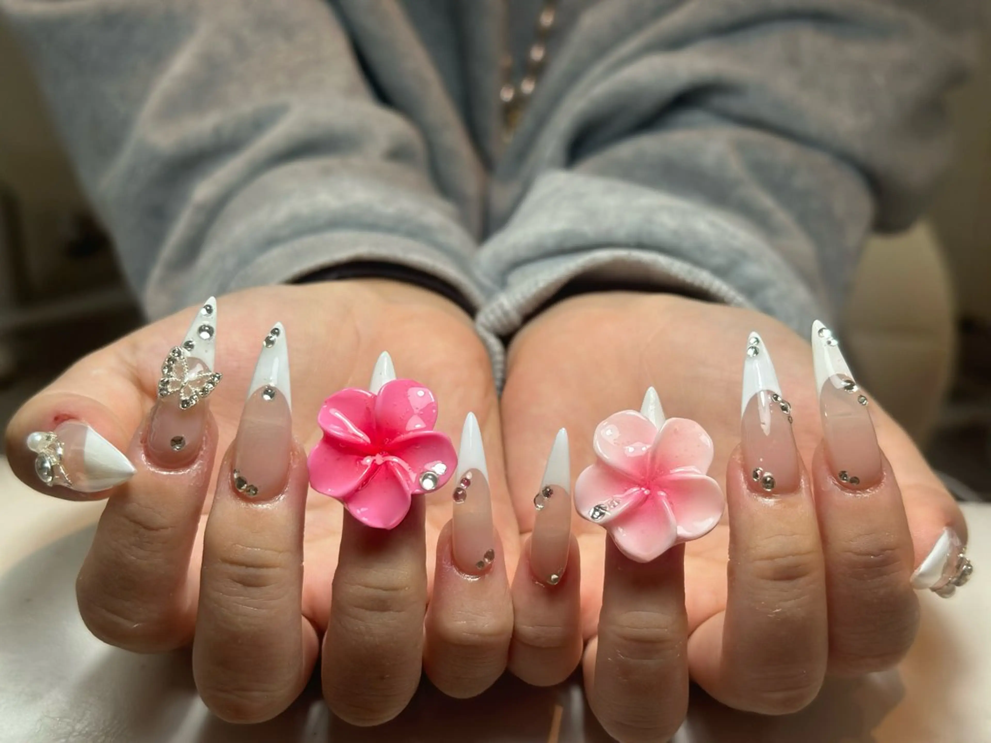 ネイル アートネイル 成人式 ジェルネイル ニュアンスネイル 夏ネイル ハンドネイル Nienail_ Luxeのネイルデザイン