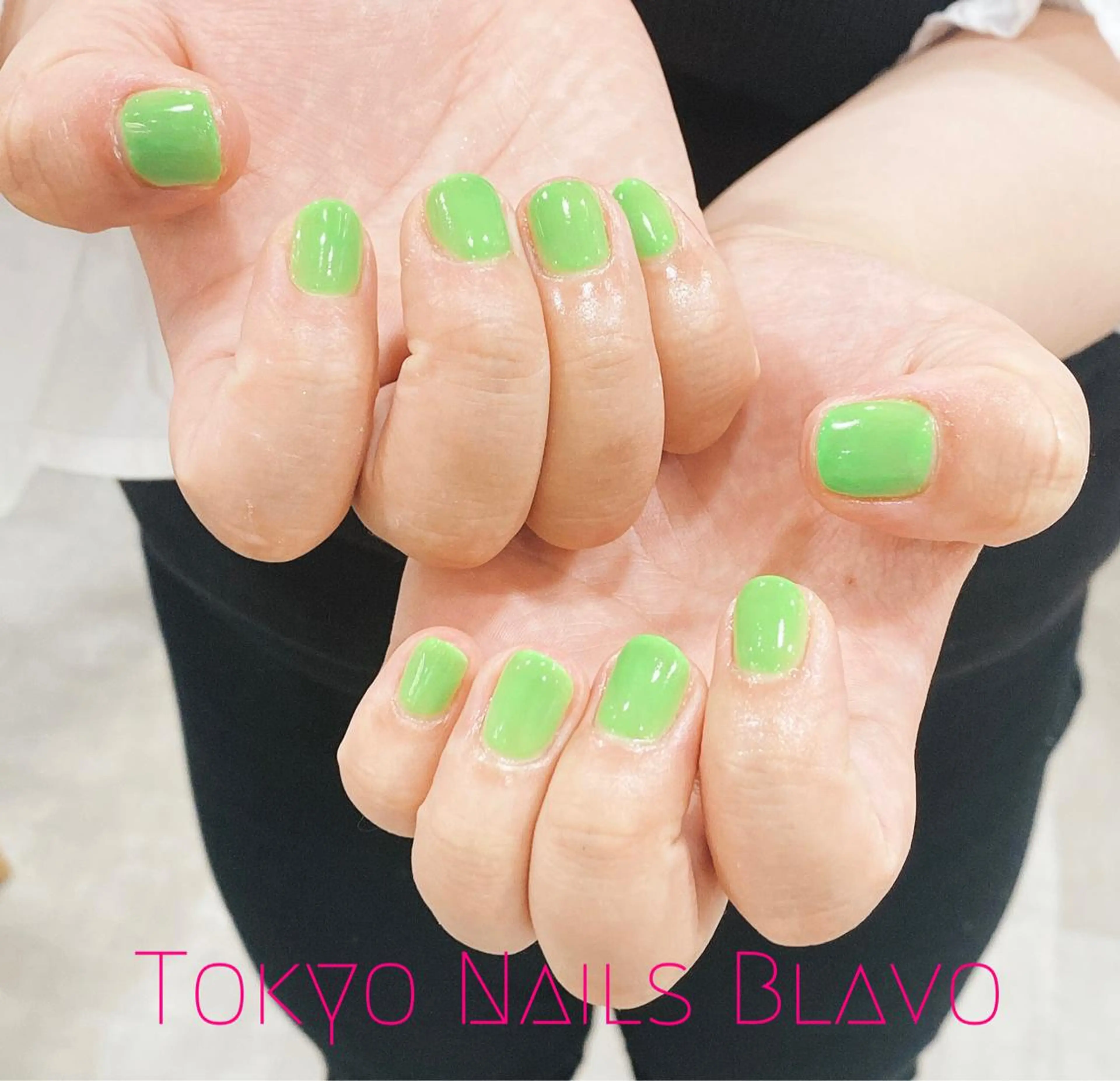 ネイル ワンカラーネイル T.N.B 山本陽子のネイルデザイン